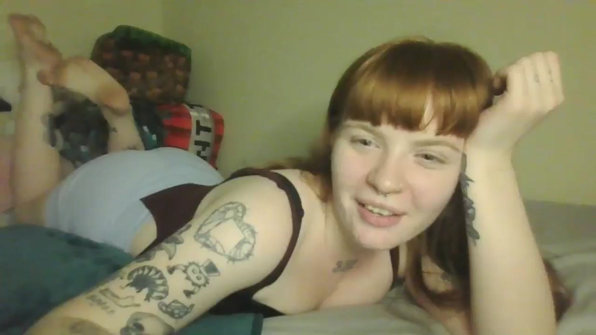 Gallery image thumbnail from demonsmok333's myfreecams stream on, 04/14/2026, 11:48 image 17 of 20
