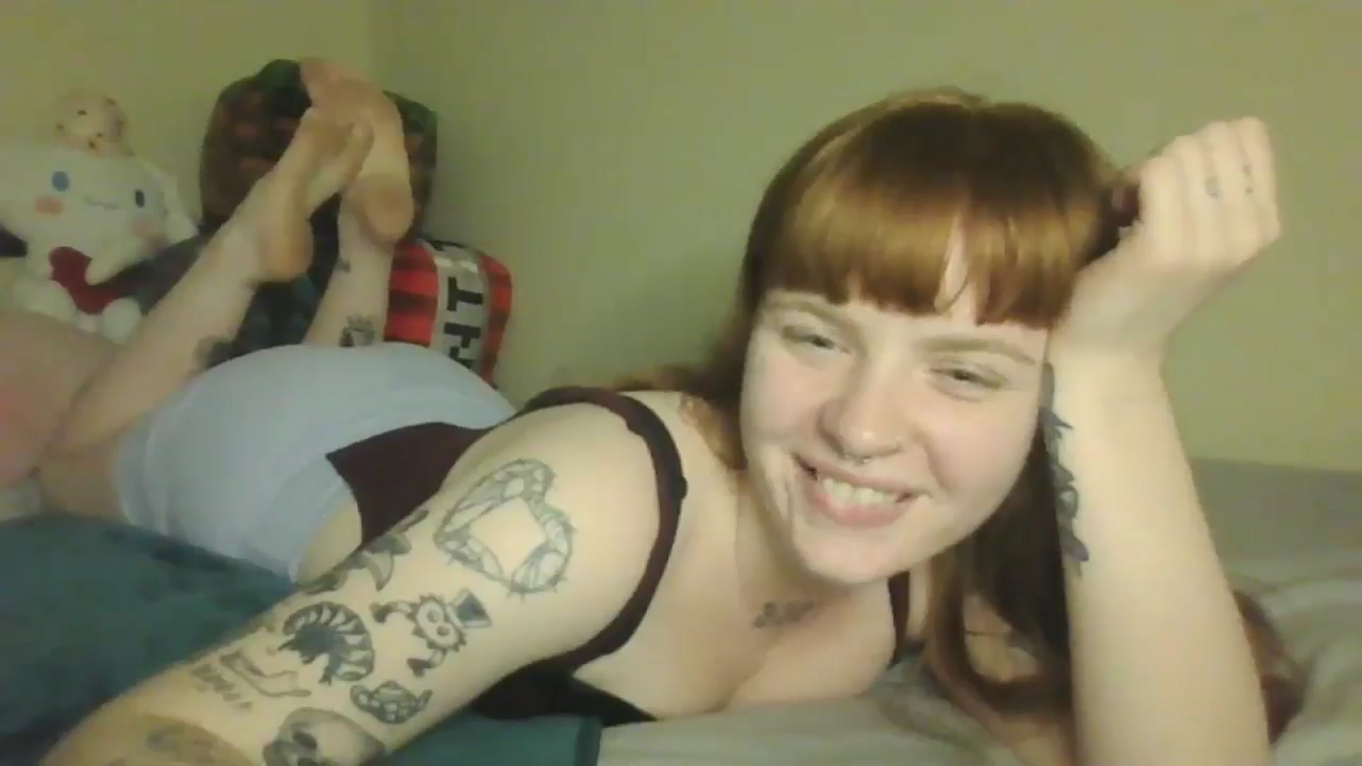 Gallery image thumbnail from demonsmok333's myfreecams stream on, 04/14/2026, 11:48 image 18 of 20