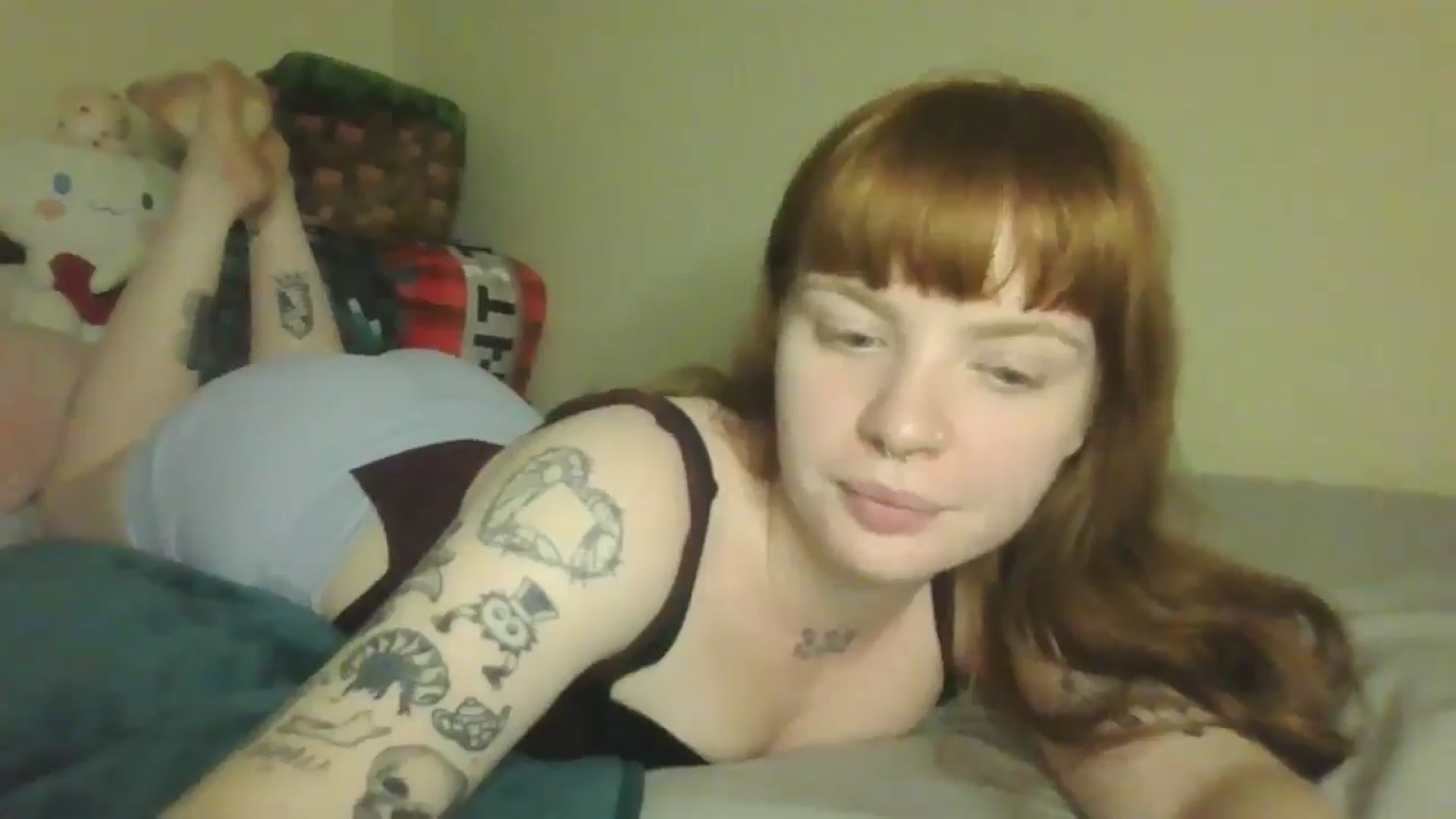 Gallery image thumbnail from demonsmok333's myfreecams stream on, 04/14/2026, 11:48 image 16 of 20