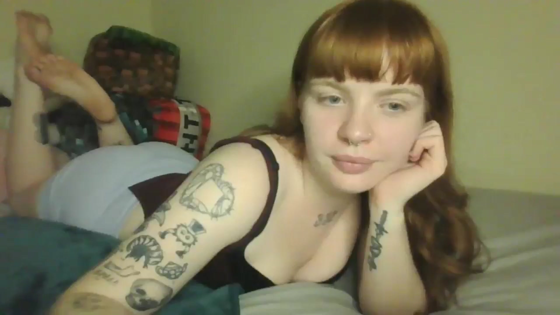 Gallery image thumbnail from demonsmok333's myfreecams stream on, 04/14/2026, 11:48 image 8 of 20