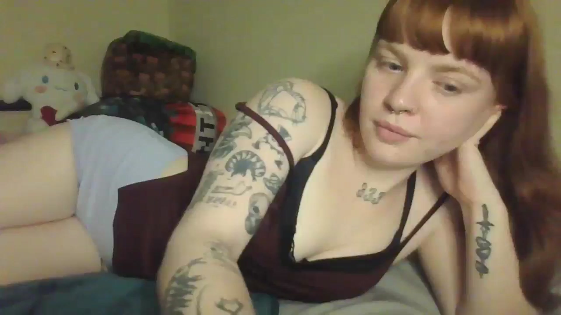 Gallery image thumbnail from demonsmok333's myfreecams stream on, 04/14/2026, 12:15 image 3 of 20