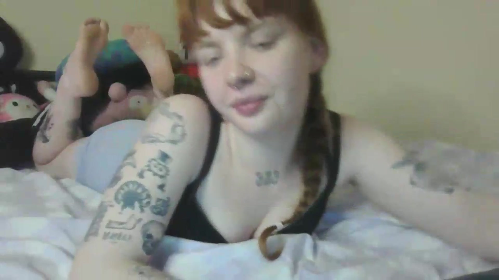 Gallery image thumbnail from demonsmok333's myfreecams stream on, 06/15/2026, 10:29 image 14 of 20