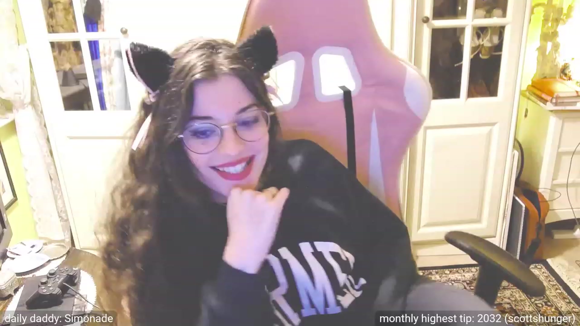 Gallery image thumbnail from dildobong's myfreecams stream on, 10/18/2023, 20:53 image 12 of 20