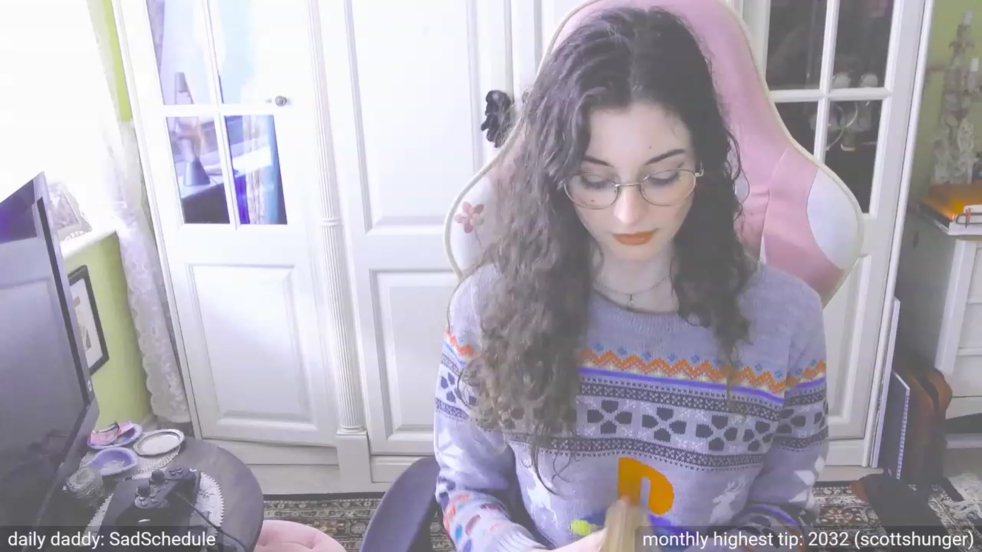 Gallery image thumbnail from dildobong's myfreecams stream on, 10/19/2023, 17:21 image 9 of 20
