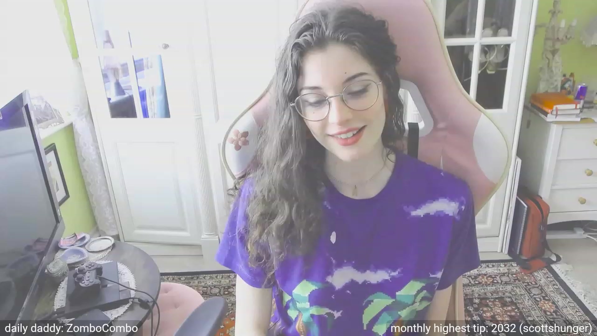 Gallery image thumbnail from dildobong's myfreecams stream on, 10/20/2023, 13:18 image 13 of 20