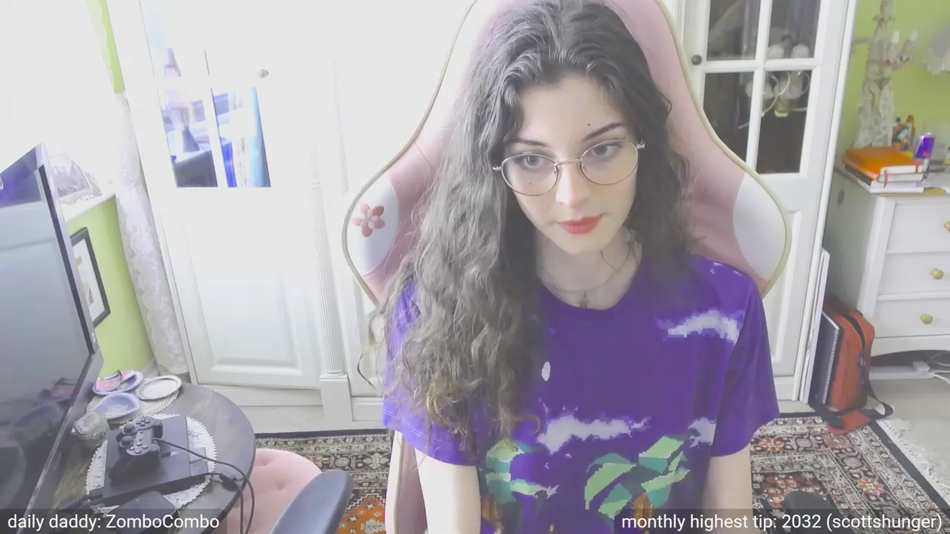 Gallery image thumbnail from dildobong's myfreecams stream on, 10/20/2023, 13:18 image 9 of 20