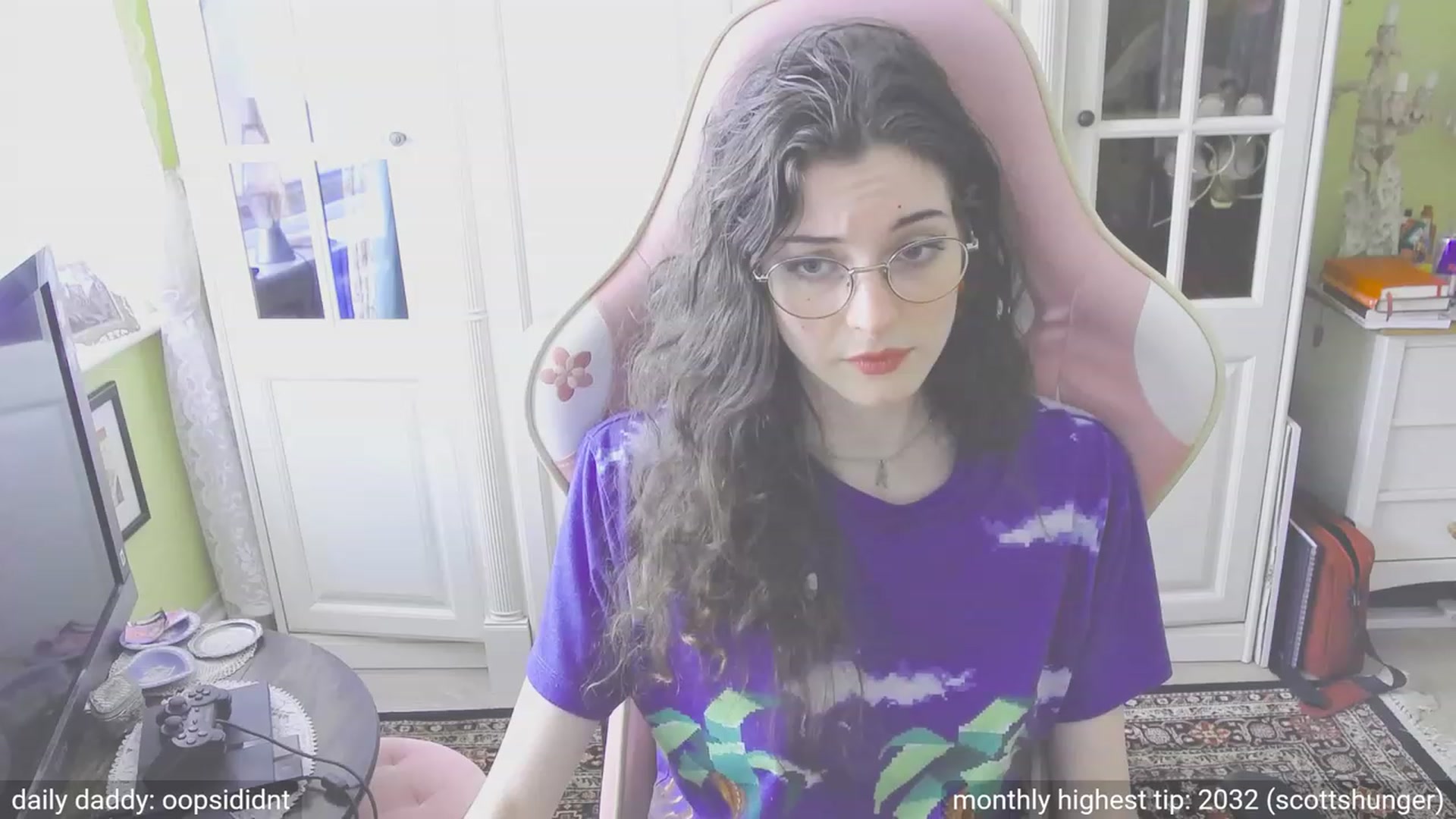 Gallery image thumbnail from dildobong's myfreecams stream on, 10/20/2023, 14:01 image 4 of 20
