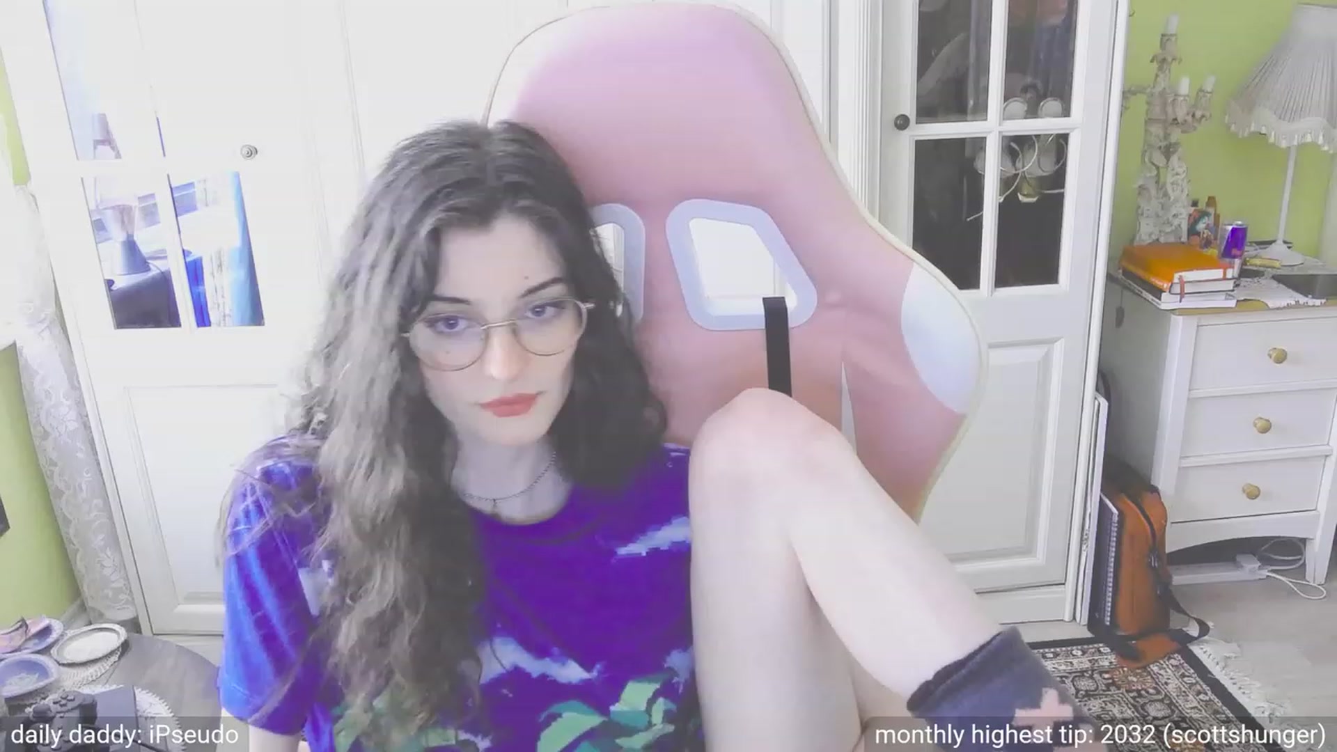 Gallery image thumbnail from dildobong's myfreecams stream on, 10/20/2023, 17:32 image 17 of 20