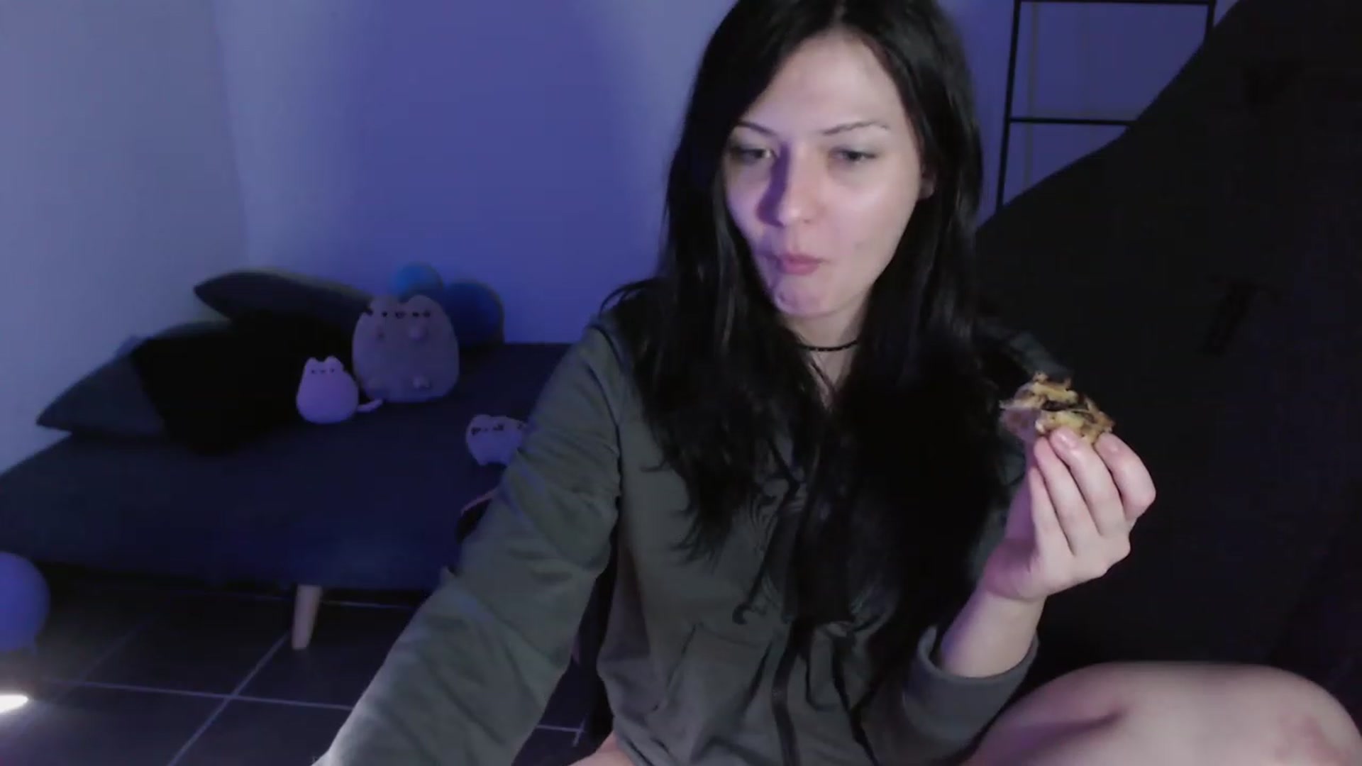 Gallery image thumbnail from dilf_suckr's myfreecams stream on, 01/15/2024, 05:59 image 16 of 20