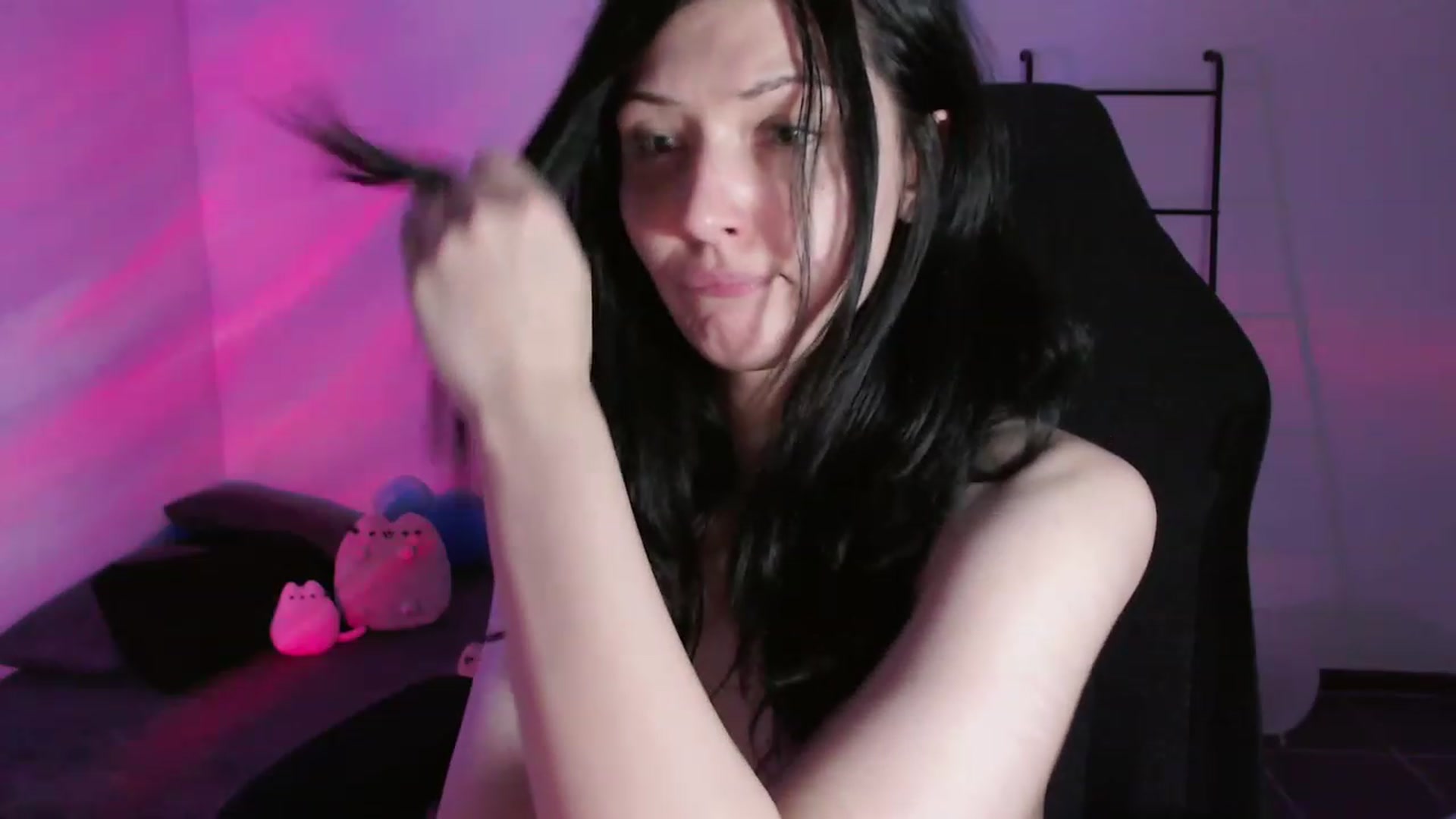 Gallery image thumbnail from dilf_suckr's myfreecams stream on, 01/15/2024, 05:59 image 9 of 20