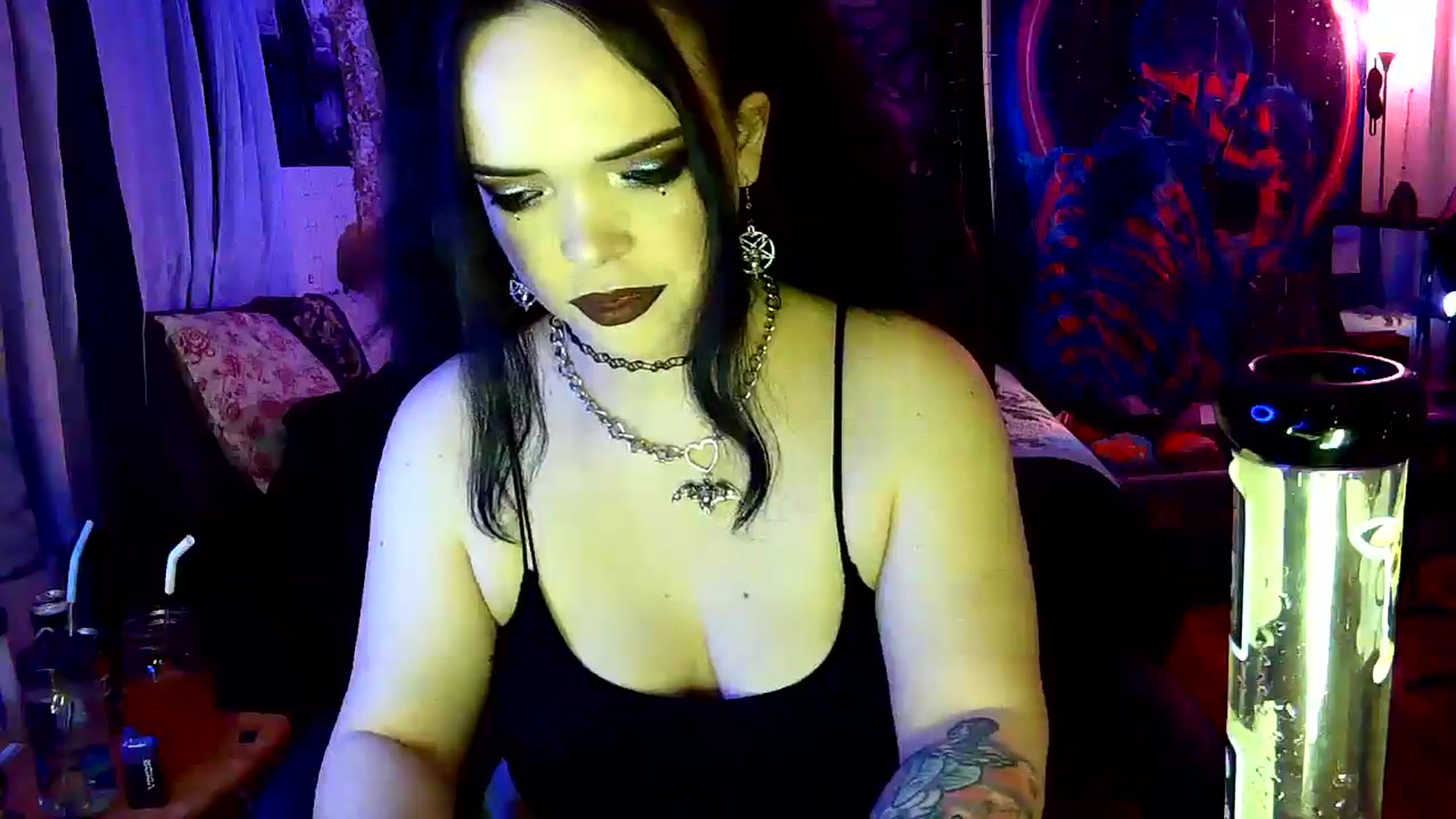 Gallery image thumbnail from dimebagdame's myfreecams stream on, 02/01/2025, 11:12 image 13 of 20