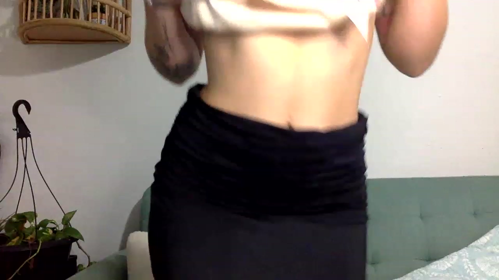 Gallery image thumbnail from dimples4life's myfreecams stream on, 04/14/2023, 01:52 image 3 of 20