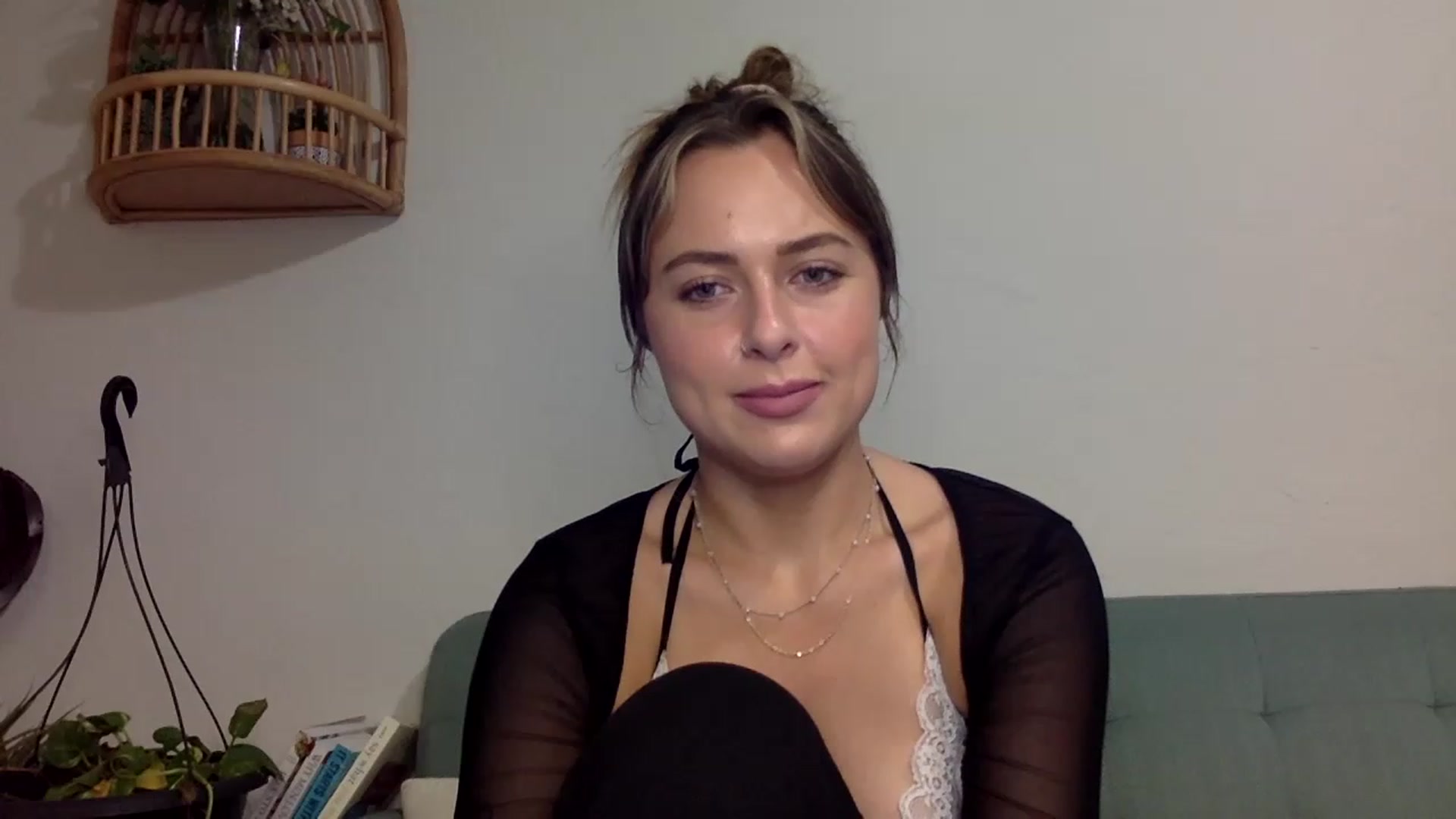 Gallery image thumbnail from dimples4life's myfreecams stream on, 04/15/2023, 03:46 image 14 of 20