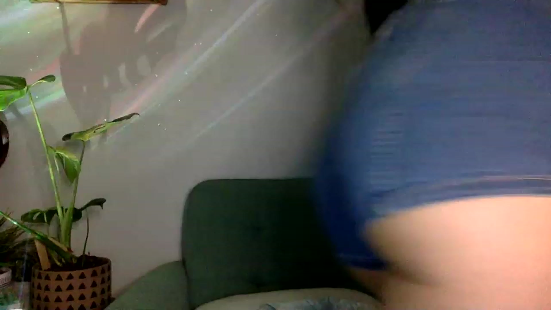 Gallery image thumbnail from dimples4life's myfreecams stream on, 04/21/2023, 01:09 image 18 of 20