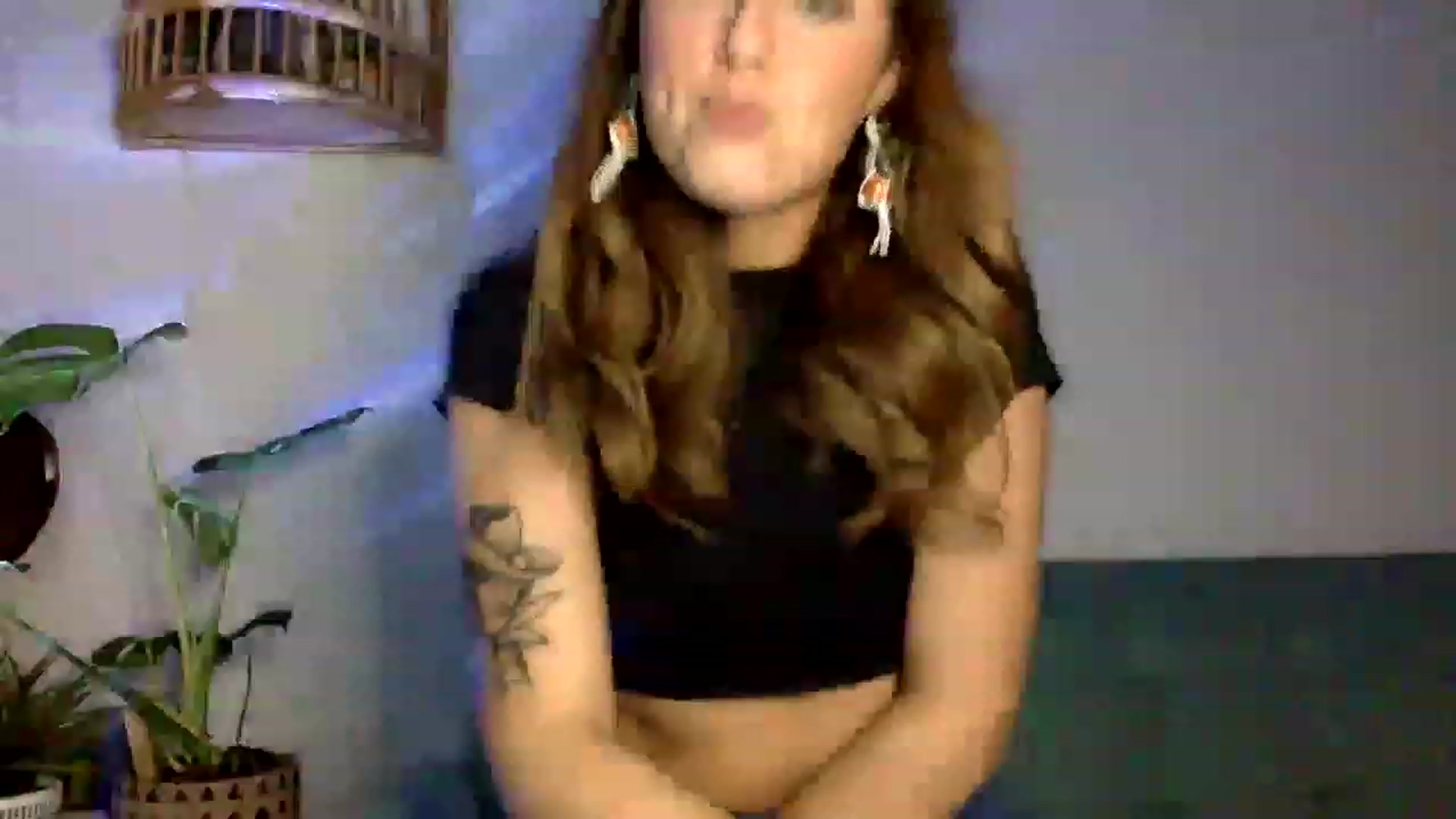 Gallery image thumbnail from dimples4life's myfreecams stream on, 04/21/2023, 01:09 image 1 of 20