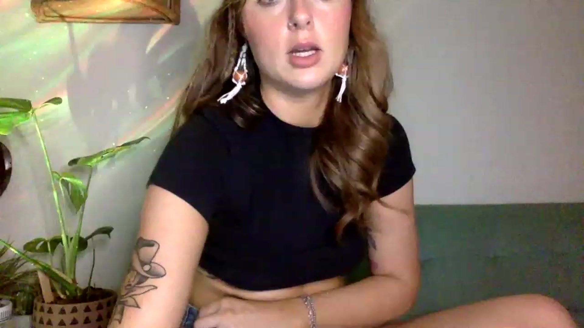 Gallery image thumbnail from dimples4life's myfreecams stream on, 04/21/2023, 01:09 image 17 of 20