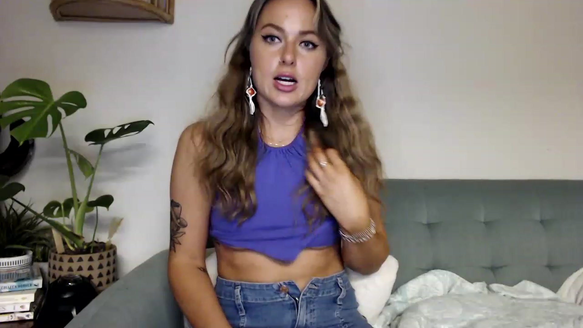 Gallery image thumbnail from dimples4life's myfreecams stream on, 04/27/2023, 05:00 image 4 of 20