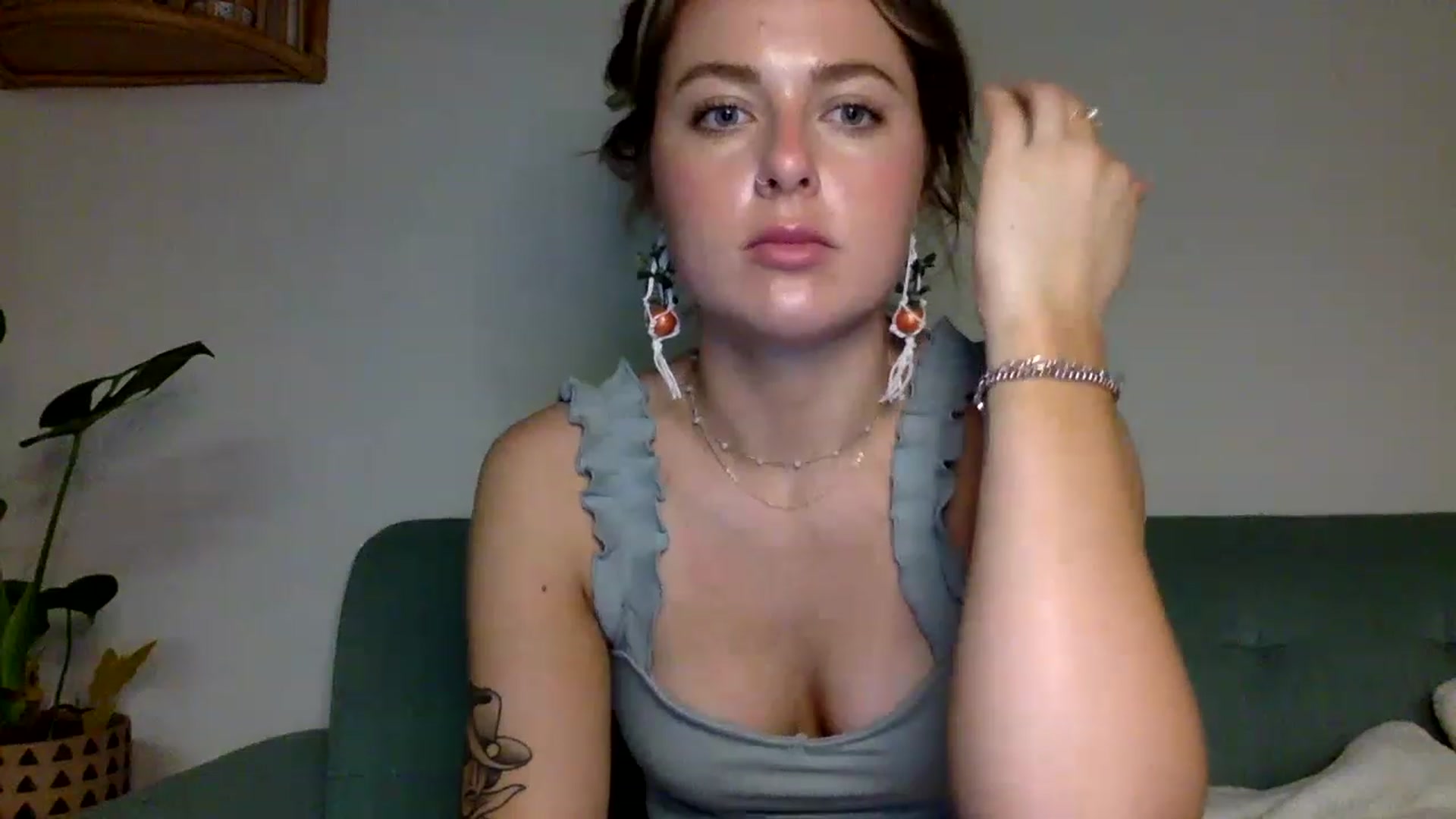 Gallery image thumbnail from dimples4life's myfreecams stream on, 05/03/2023, 04:25 image 20 of 20
