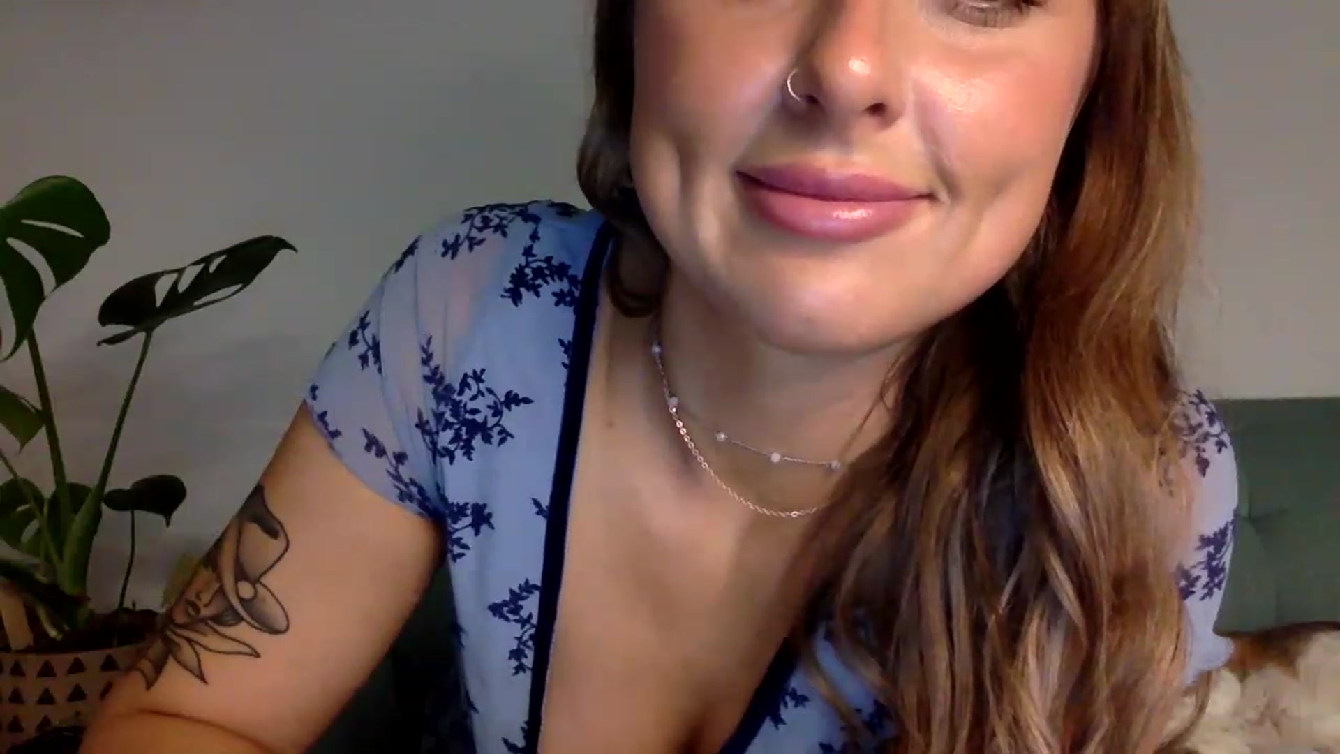Gallery image thumbnail from dimples4life's myfreecams stream on, 05/05/2023, 04:19 image 13 of 20