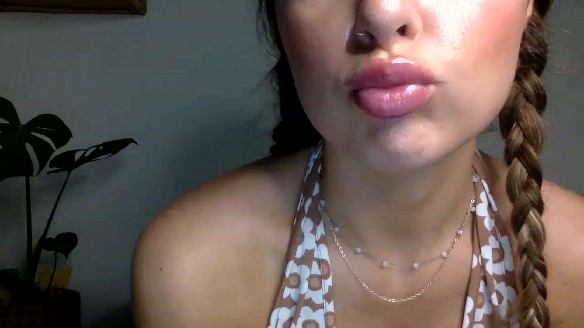 Gallery image thumbnail from dimples4life's myfreecams stream on, 05/16/2023, 05:18 image 16 of 20