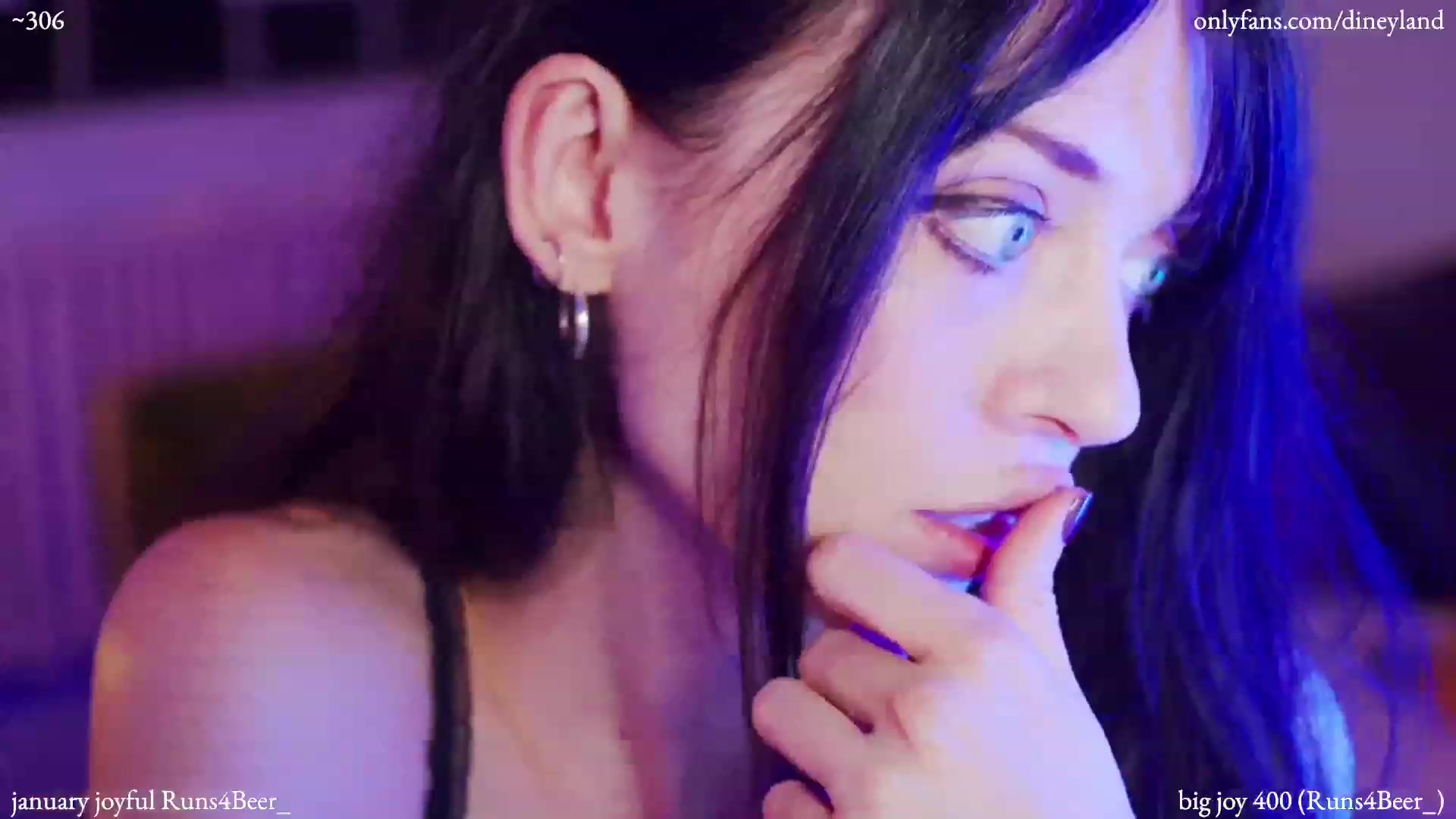 Gallery image thumbnail from diney's myfreecams stream on, 01/27/2023, 06:34 image 13 of 20