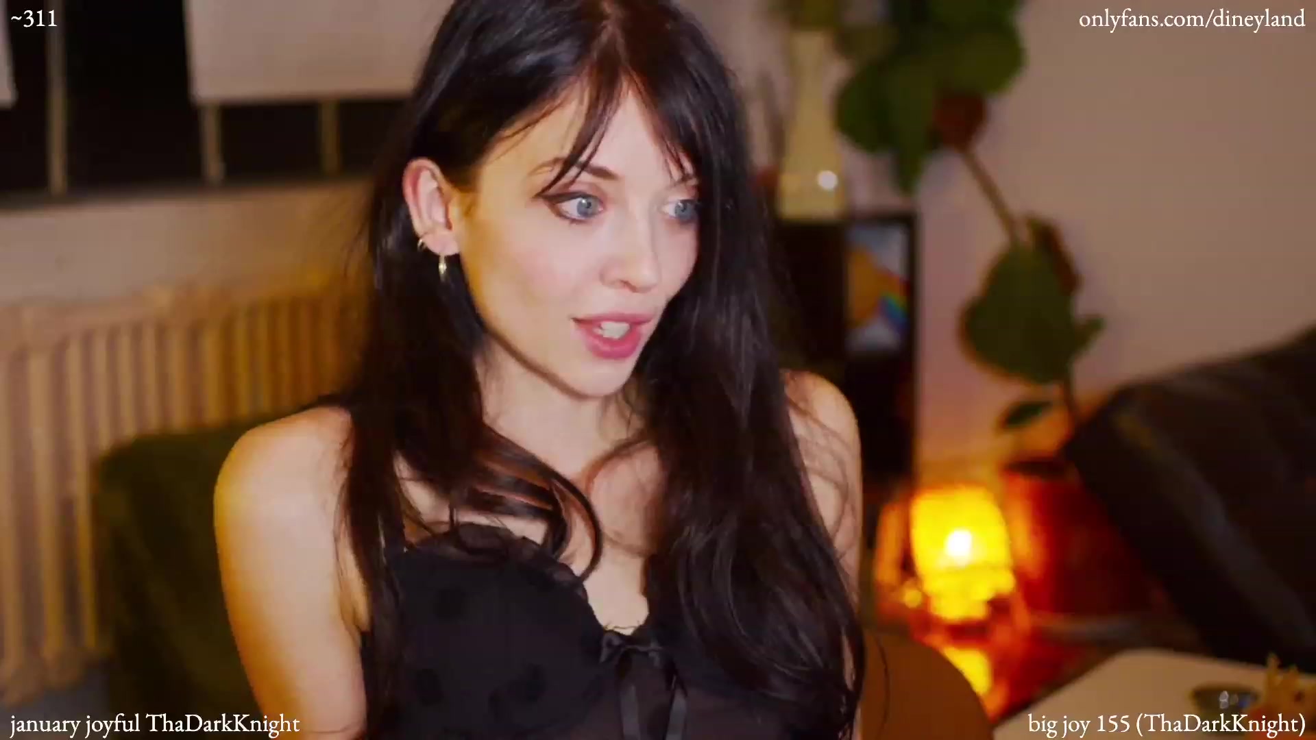 Gallery image thumbnail from diney's myfreecams stream on, 01/27/2023, 06:34 image 4 of 20