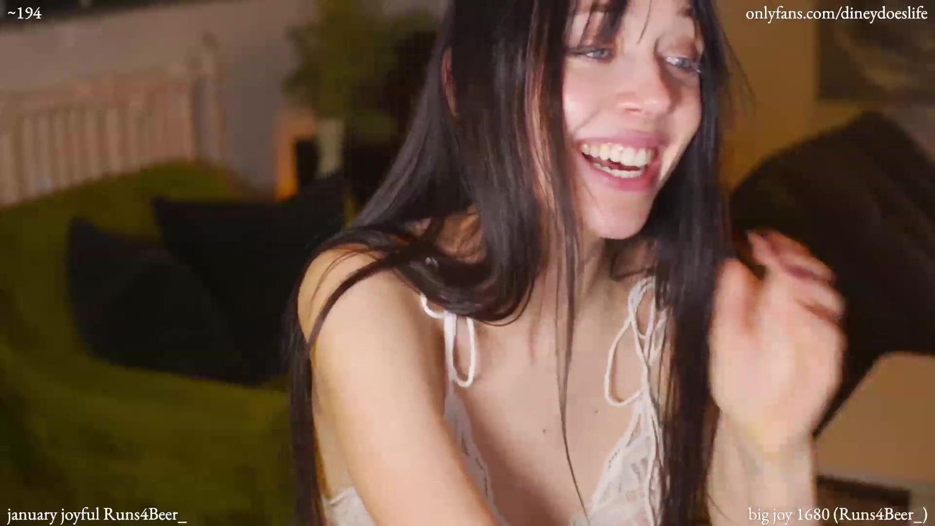 Gallery image thumbnail from diney's myfreecams stream on, 02/01/2023, 07:25 image 12 of 20