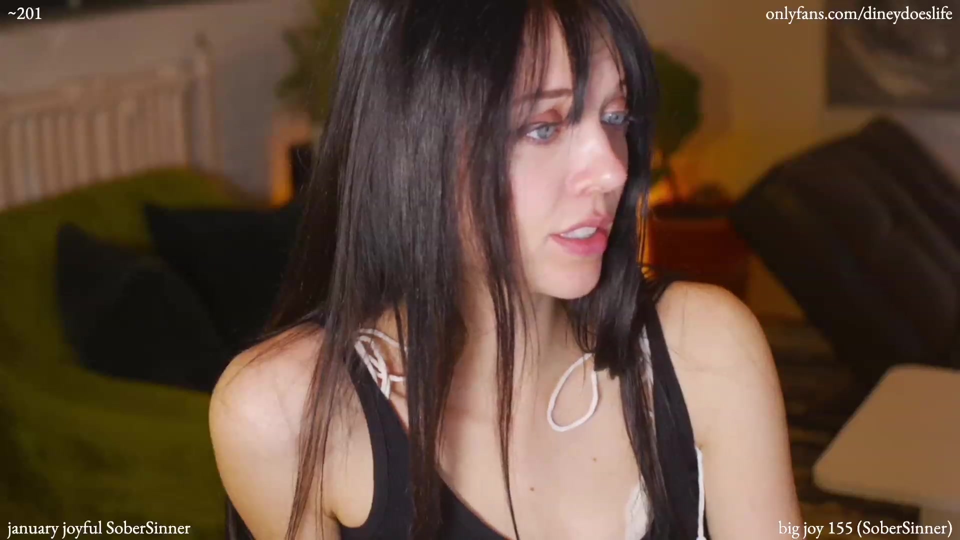 Gallery image thumbnail from diney's myfreecams stream on, 02/01/2023, 07:25 image 5 of 20