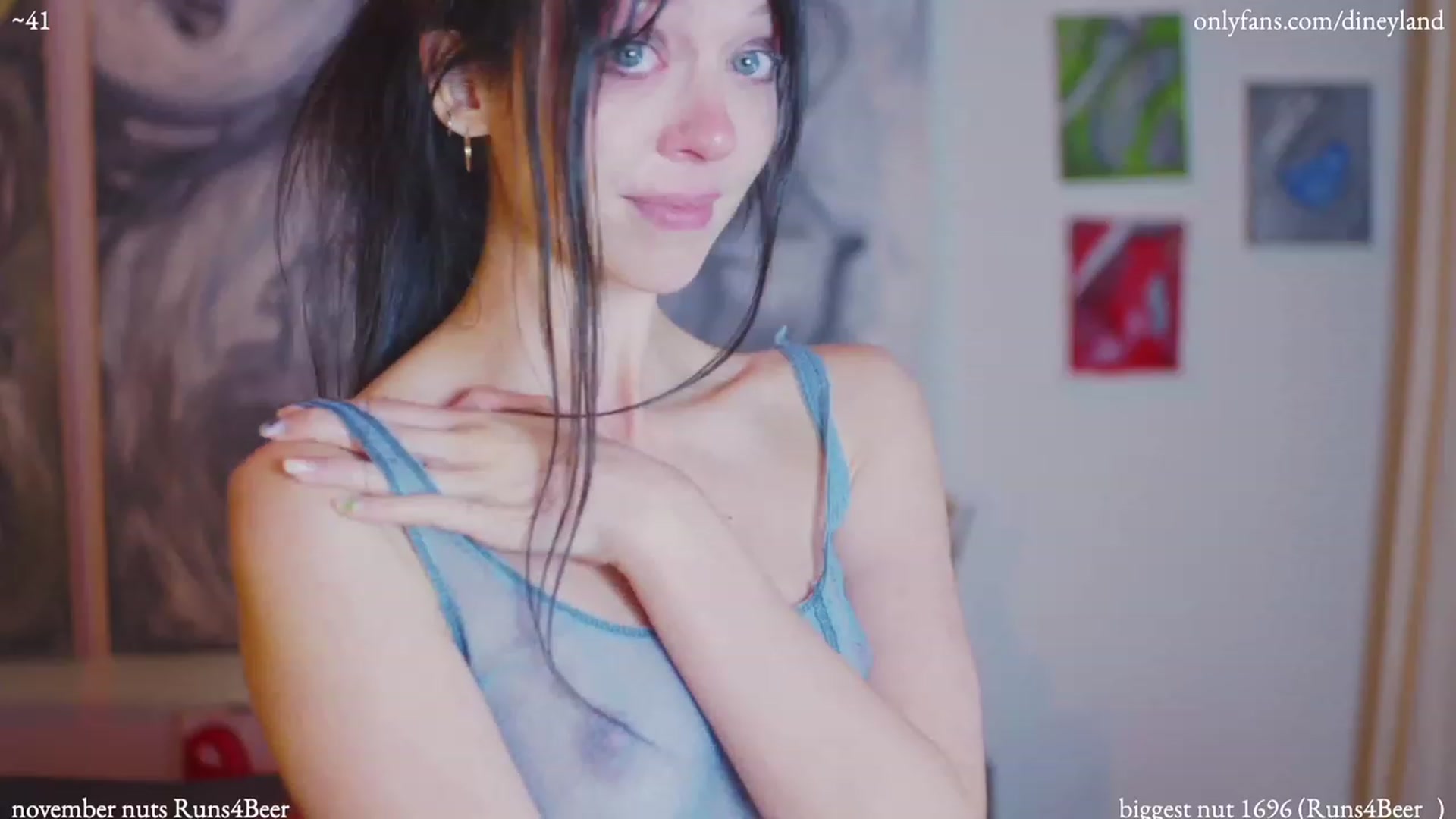 Gallery image thumbnail from diney_'s myfreecams stream on, 11/16/2022, 08:33 image 20 of 20