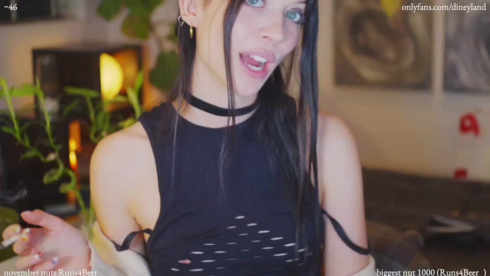 Gallery image thumbnail from diney_'s myfreecams stream on, 11/18/2022, 06:39 image 7 of 20