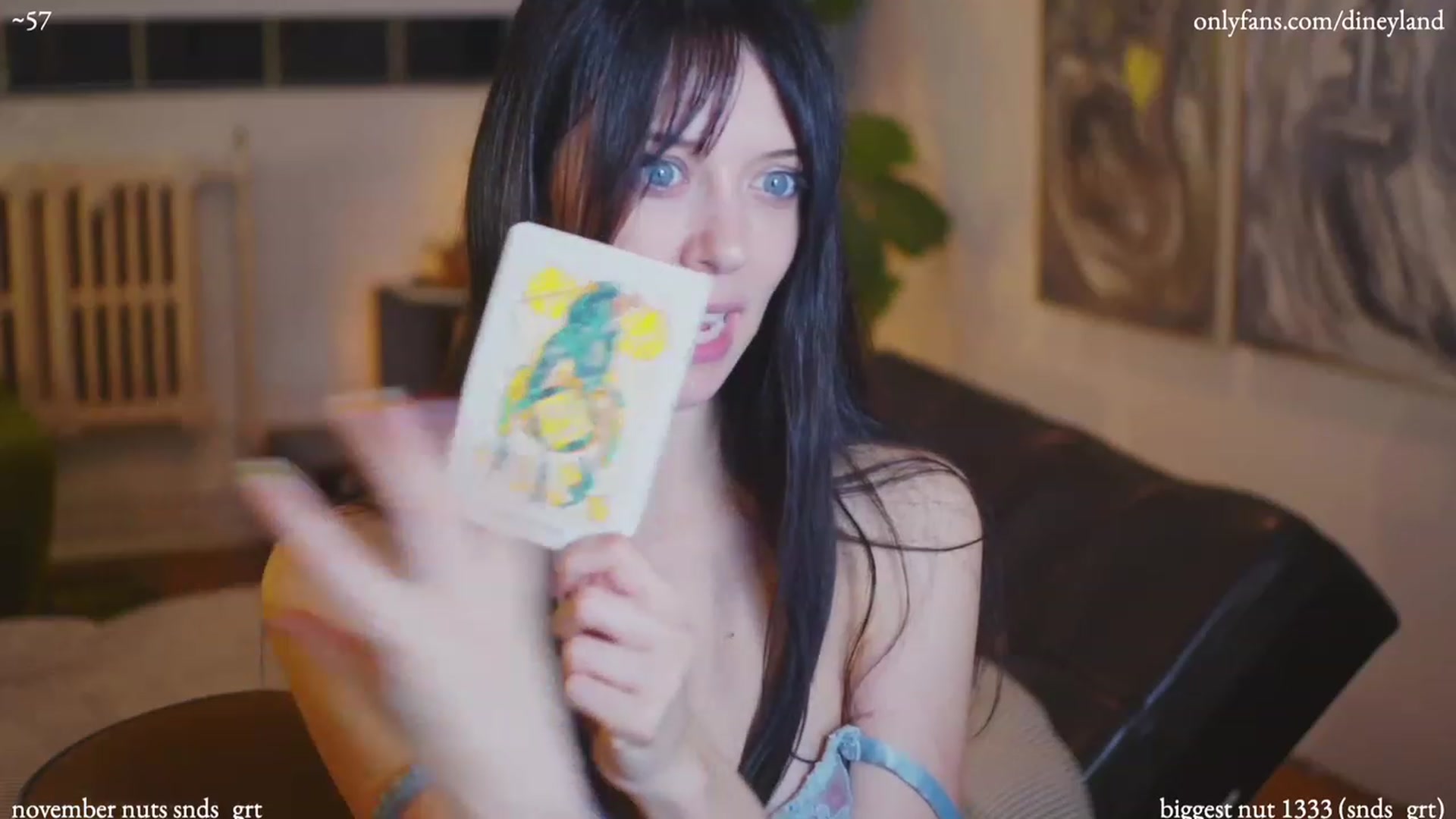 Gallery image thumbnail from diney_'s myfreecams stream on, 11/26/2022, 07:39 image 12 of 20
