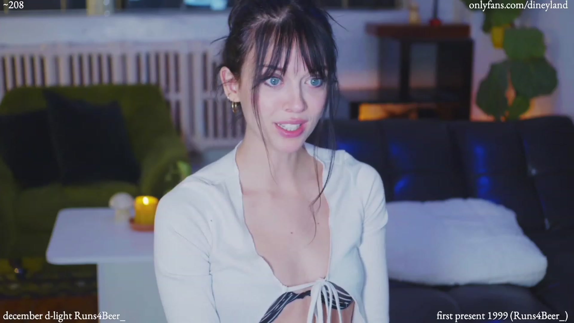 Gallery image thumbnail from diney_'s myfreecams stream on, 12/03/2022, 07:44 image 2 of 20