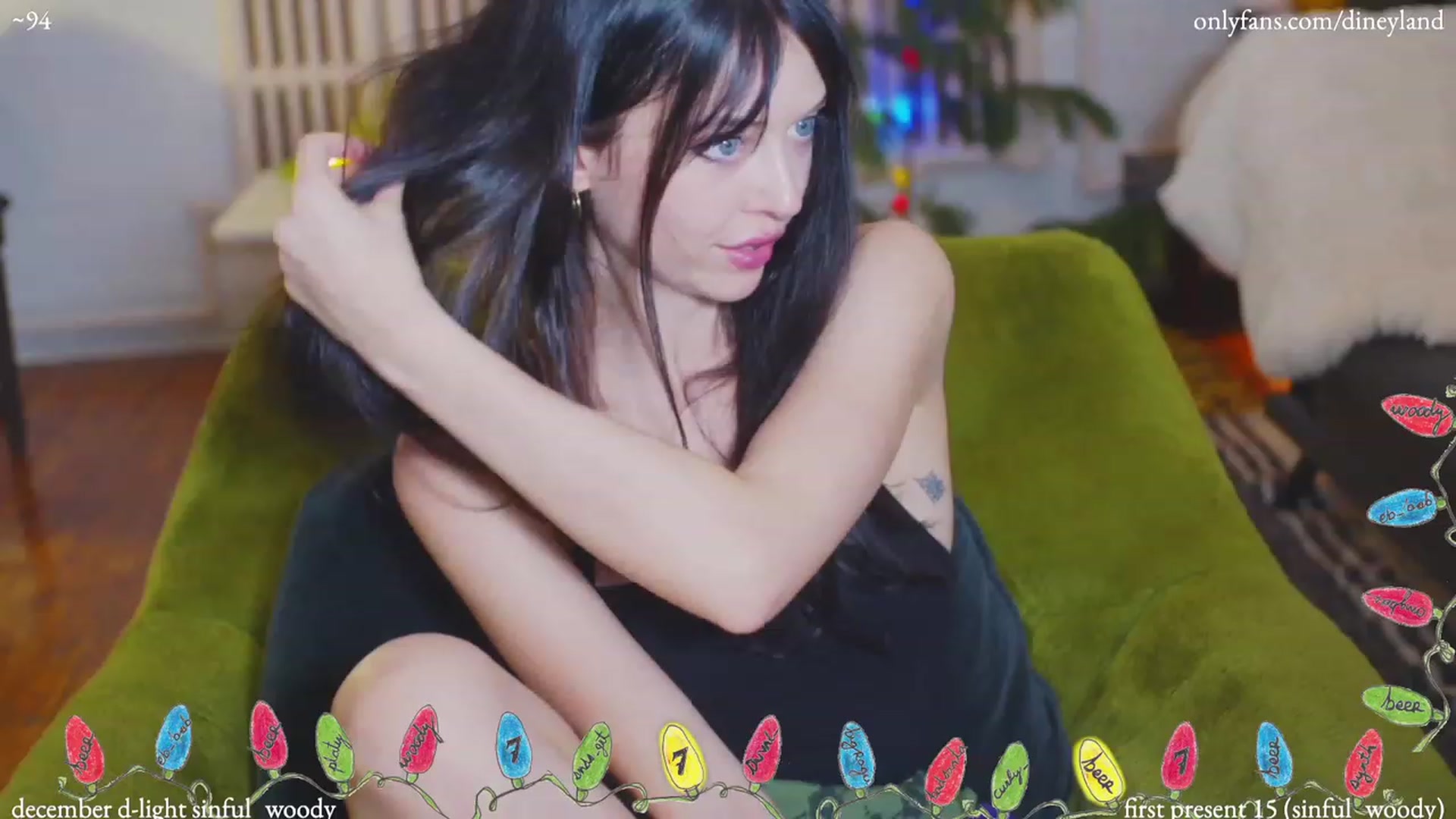 Gallery image thumbnail from diney_'s myfreecams stream on, 12/06/2022, 07:05 image 2 of 20