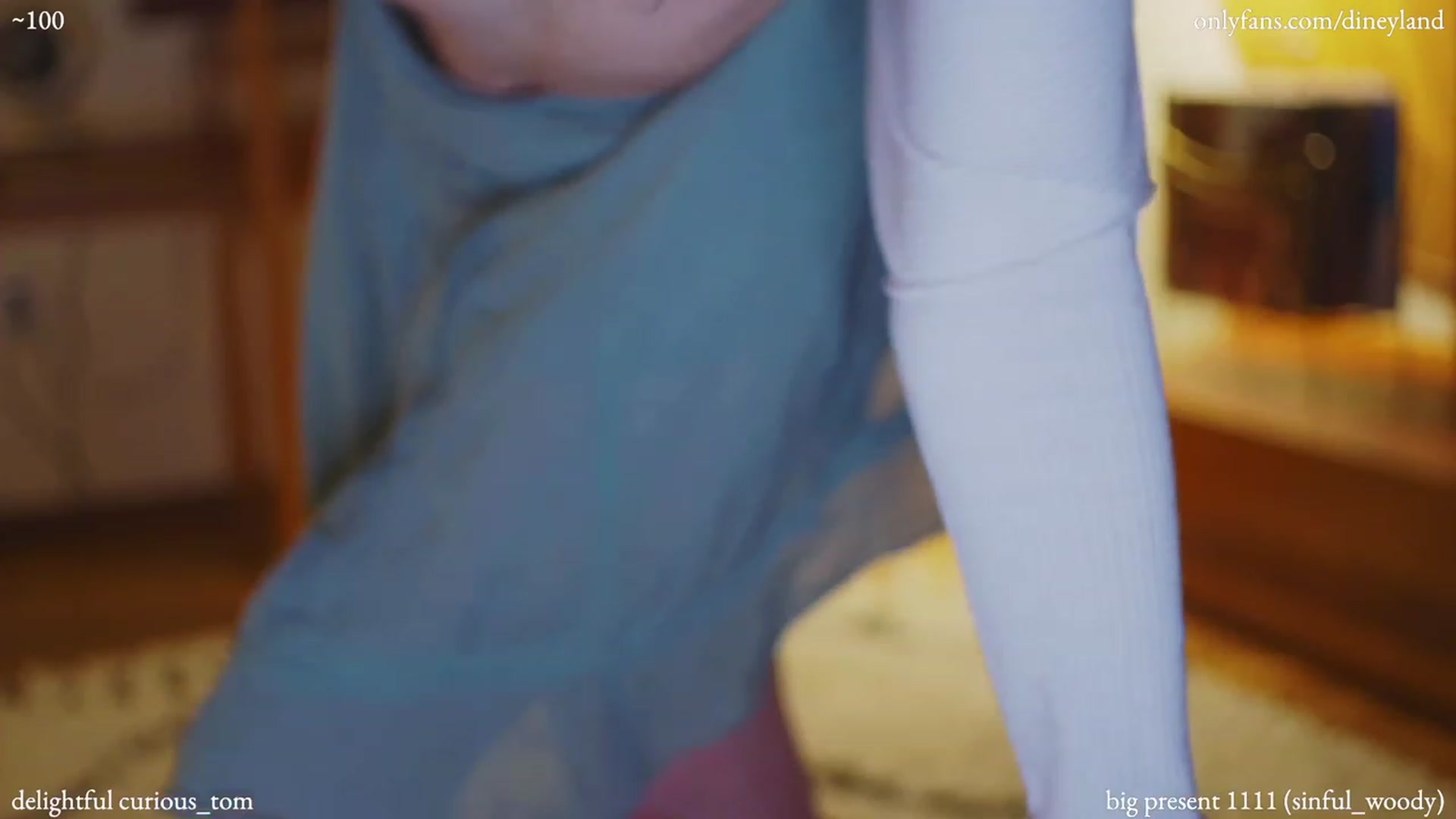Gallery image thumbnail from diney_'s myfreecams stream on, 12/12/2022, 06:47 image 17 of 20