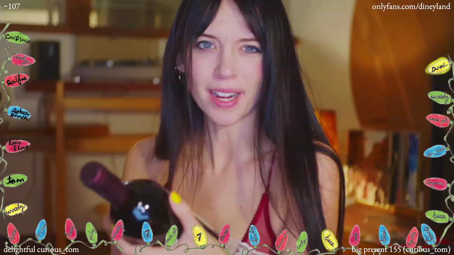 Gallery image thumbnail from diney_'s myfreecams stream on, 12/14/2022, 22:42 image 5 of 20