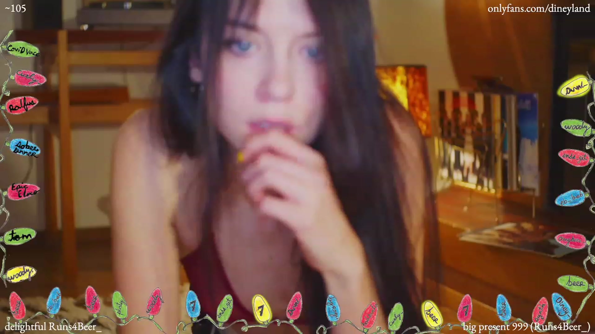 Gallery image thumbnail from diney_'s myfreecams stream on, 12/14/2022, 22:42 image 17 of 20