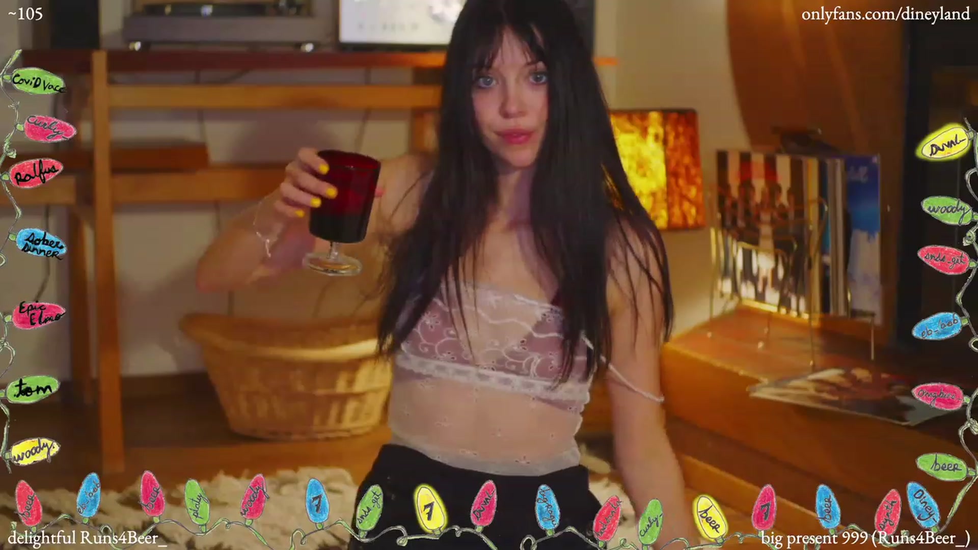 Gallery image thumbnail from diney_'s myfreecams stream on, 12/14/2022, 22:42 image 13 of 20