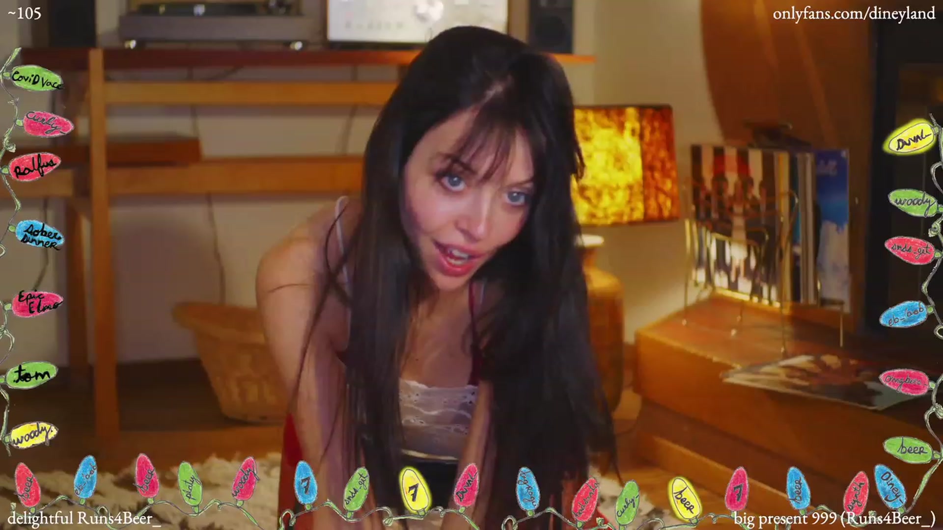 Gallery image thumbnail from diney_'s myfreecams stream on, 12/14/2022, 22:42 image 14 of 20