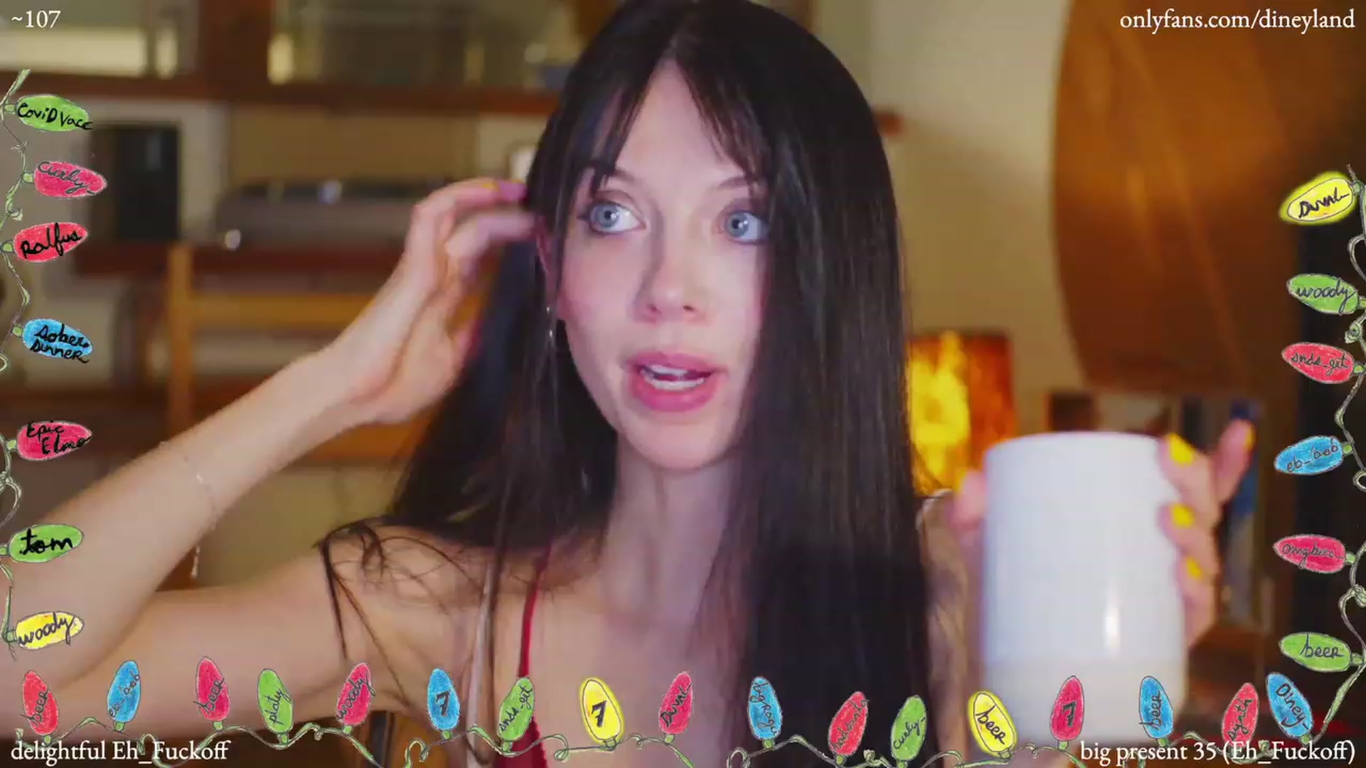 Gallery image thumbnail from diney_'s myfreecams stream on, 12/14/2022, 22:42 image 1 of 20