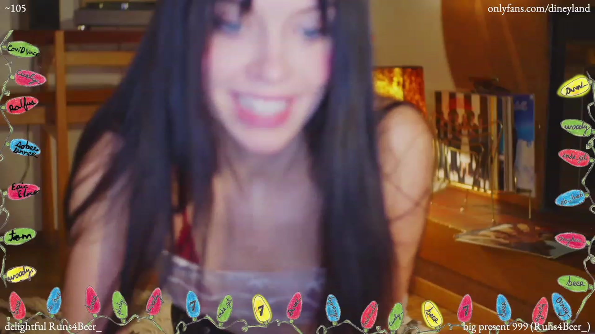 Gallery image thumbnail from diney_'s myfreecams stream on, 12/14/2022, 22:42 image 12 of 20
