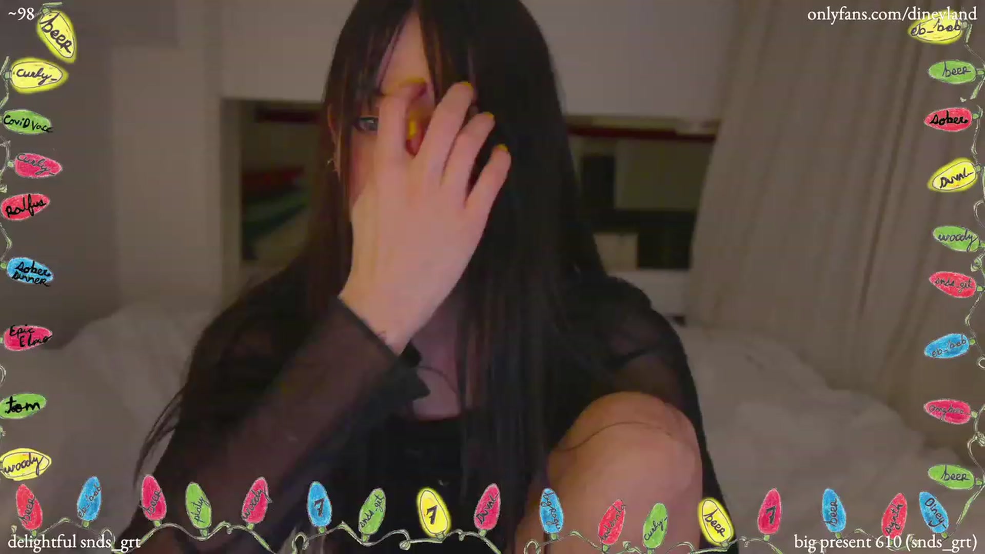 Gallery image thumbnail from diney_'s myfreecams stream on, 12/17/2022, 07:09 image 2 of 20