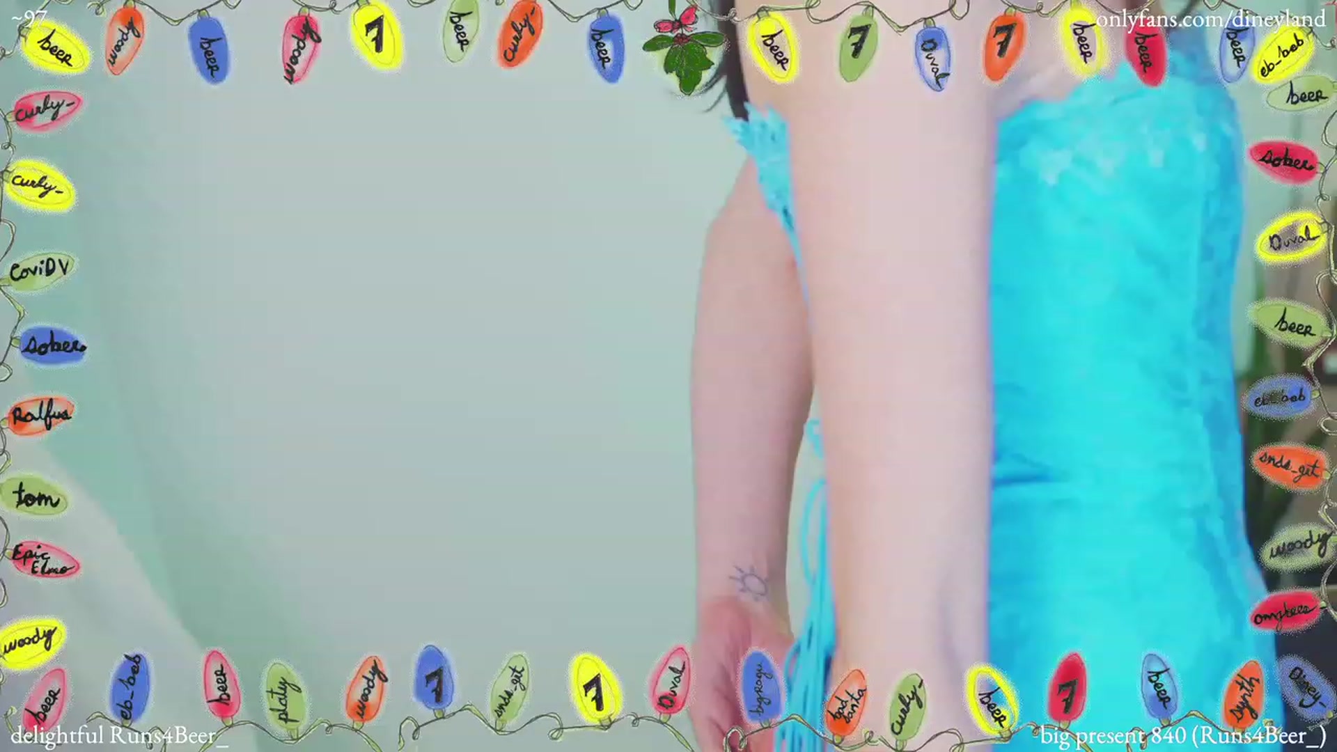 Gallery image thumbnail from diney_'s myfreecams stream on, 12/18/2022, 06:37 image 13 of 20