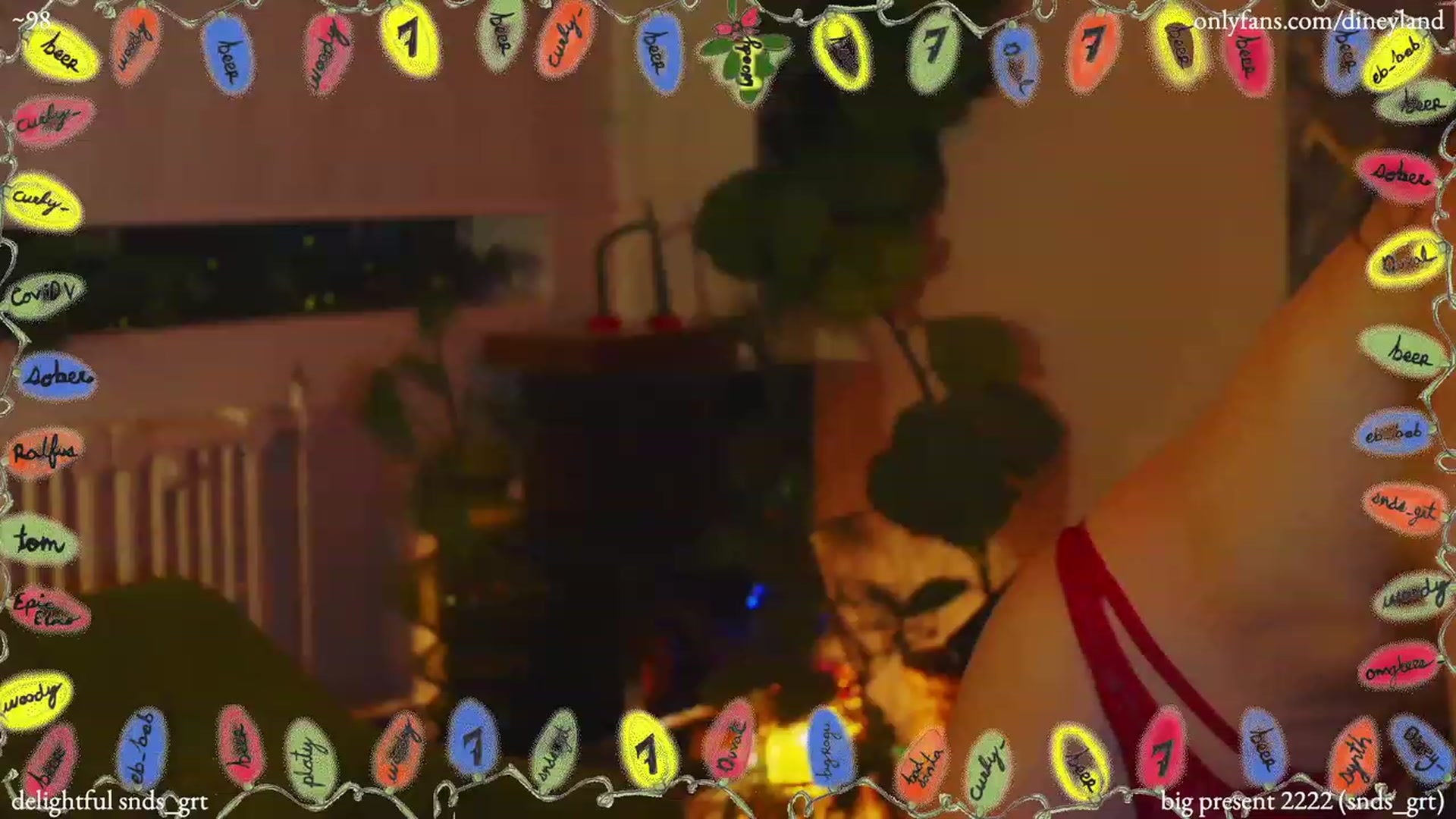 Gallery image thumbnail from diney_'s myfreecams stream on, 12/22/2022, 06:14 image 18 of 20
