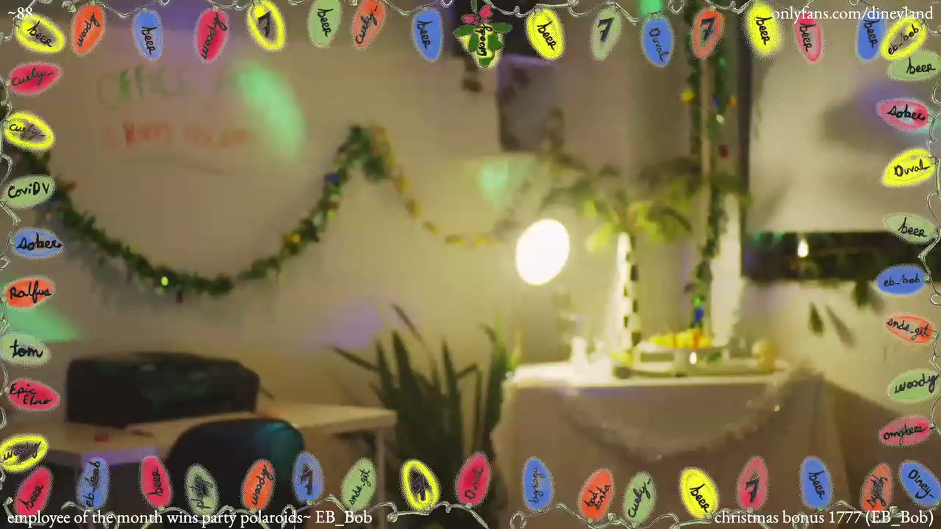 Gallery image thumbnail from diney_'s myfreecams stream on, 12/23/2022, 06:47 image 16 of 20