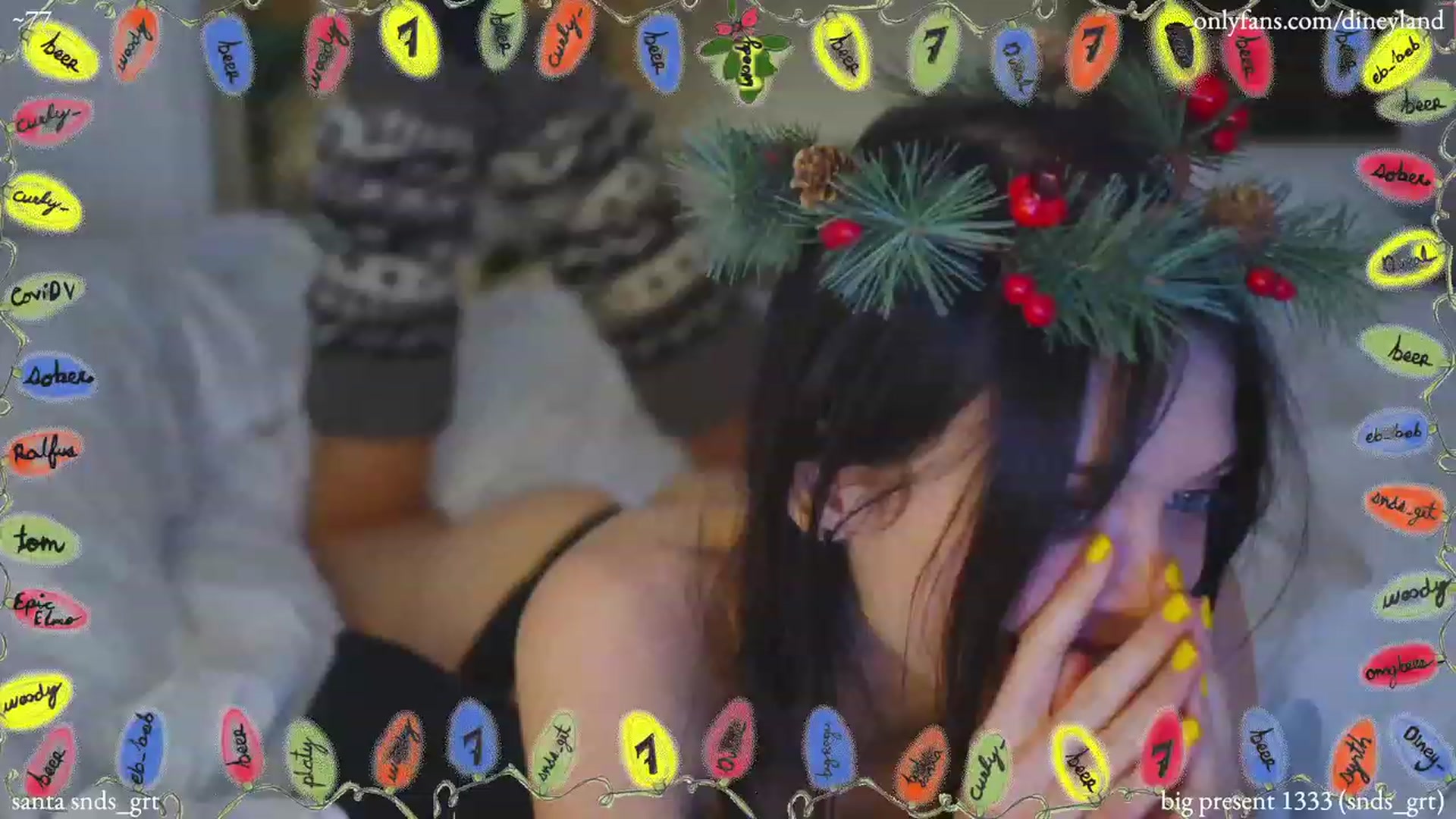 Gallery image thumbnail from diney_'s myfreecams stream on, 12/24/2022, 06:50 image 16 of 20