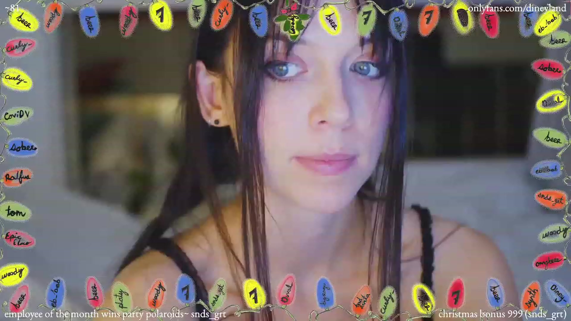 Gallery image thumbnail from diney_'s myfreecams stream on, 12/24/2022, 06:50 image 2 of 20