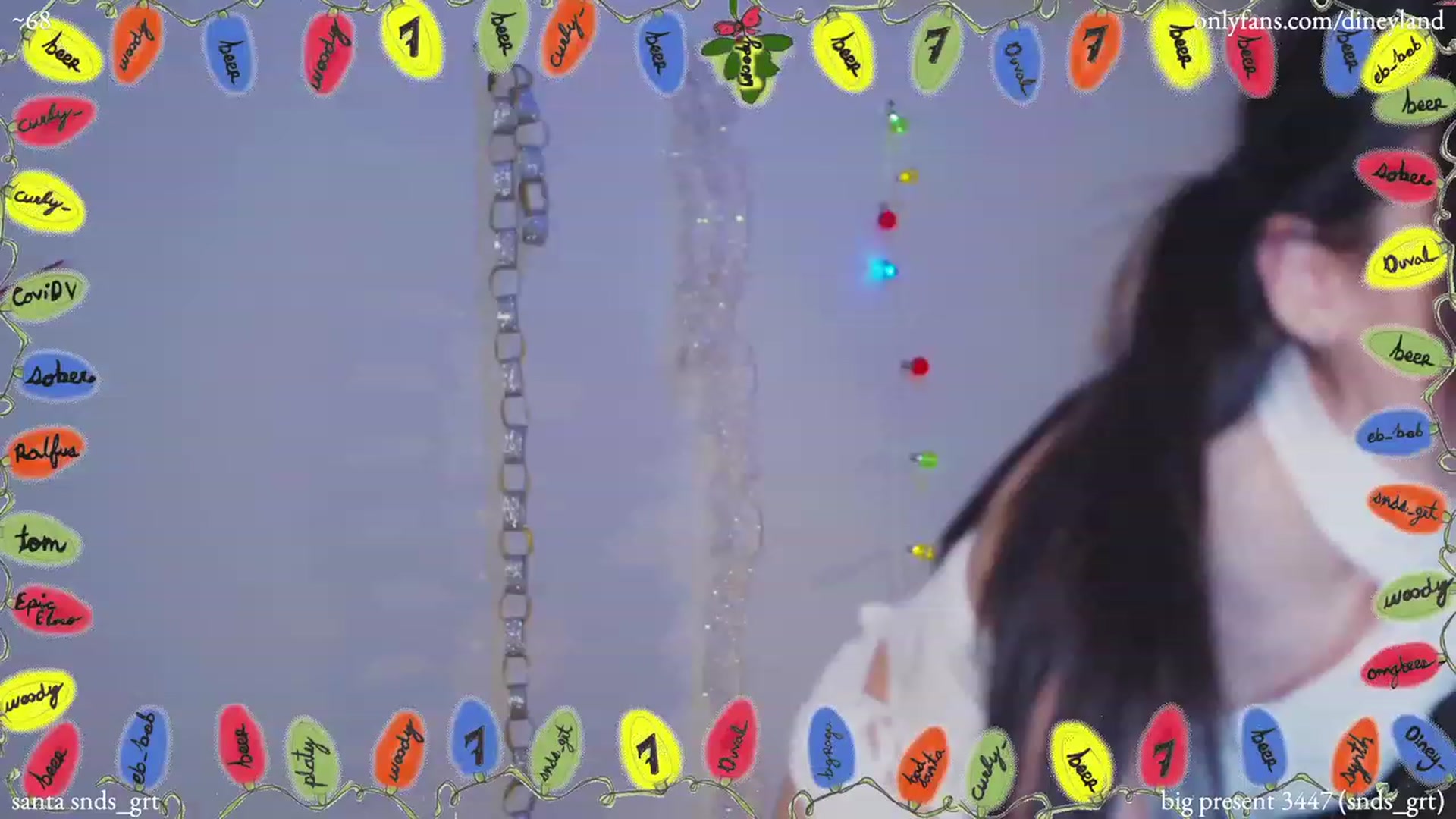 Gallery image thumbnail from diney_'s myfreecams stream on, 12/27/2022, 07:34 image 10 of 20