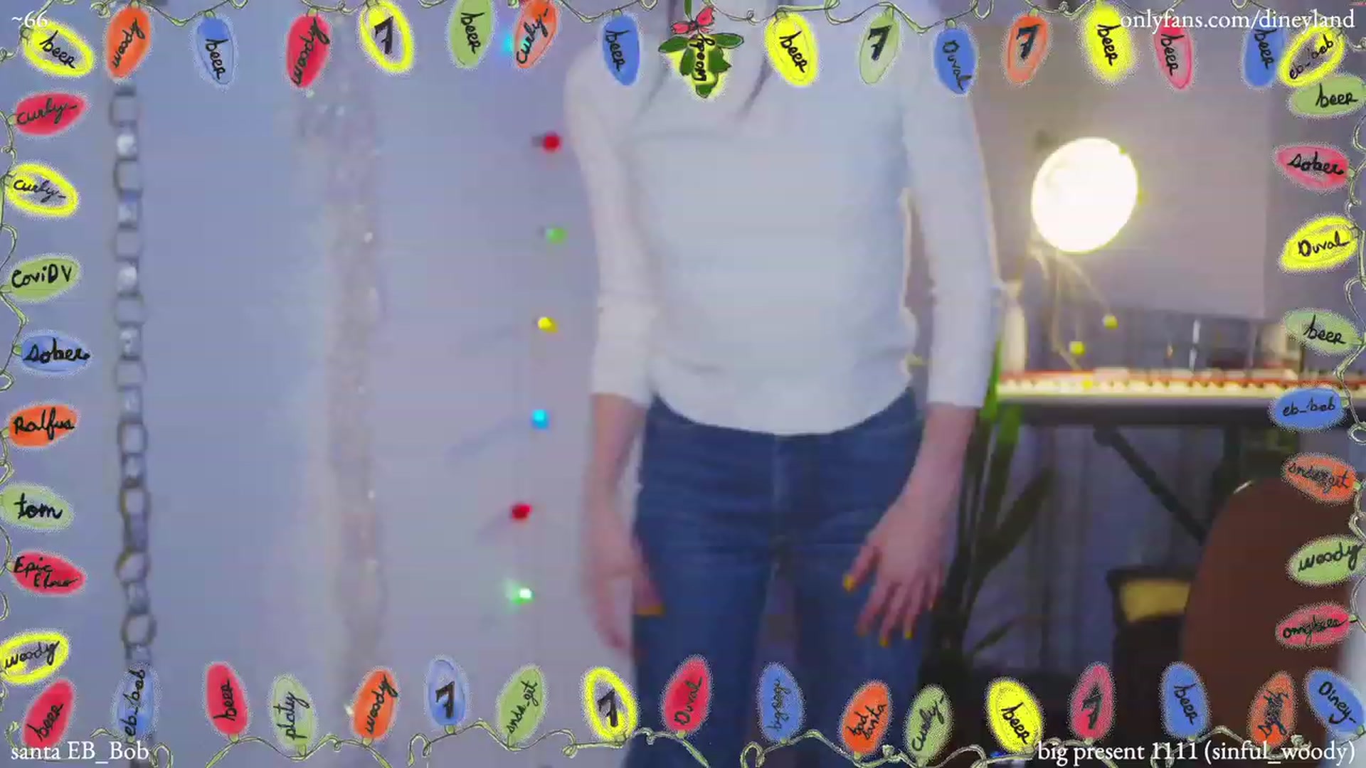 Gallery image thumbnail from diney_'s myfreecams stream on, 12/28/2022, 06:56 image 1 of 20