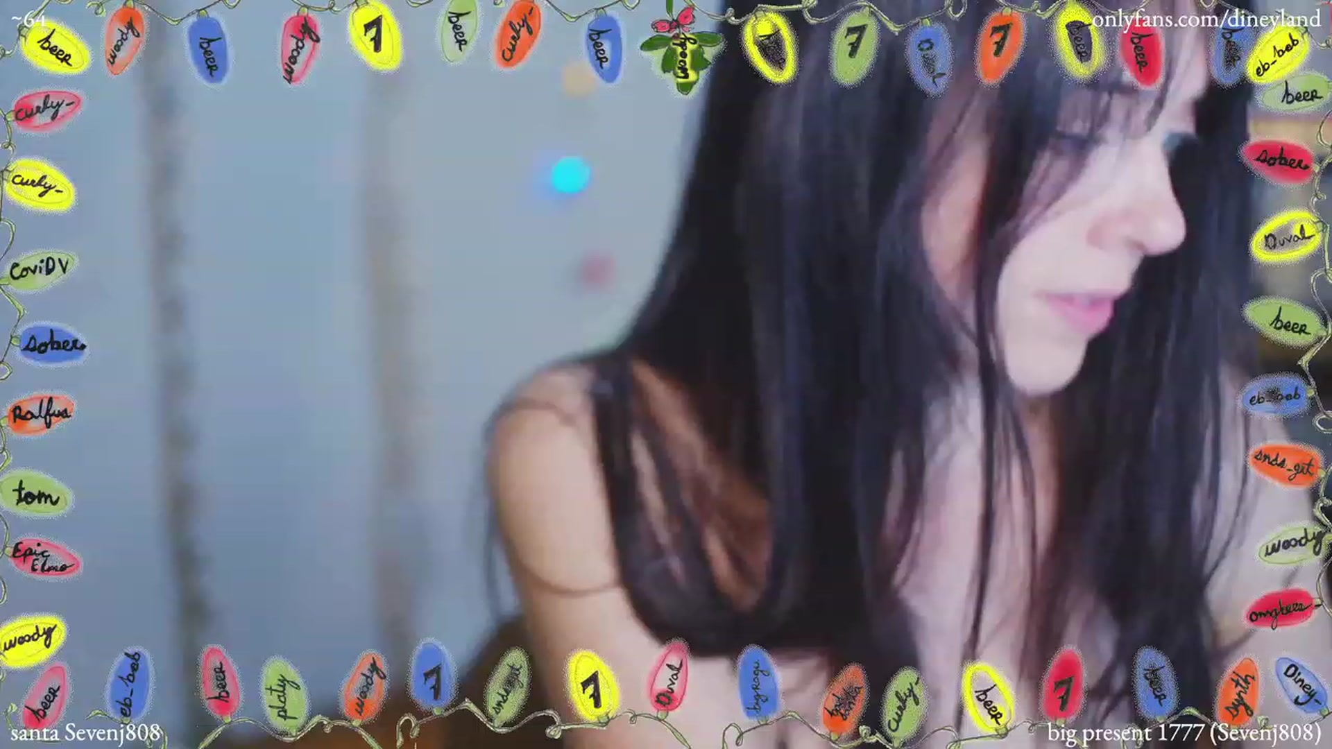 Gallery image thumbnail from diney_'s myfreecams stream on, 12/30/2022, 08:51 image 9 of 20