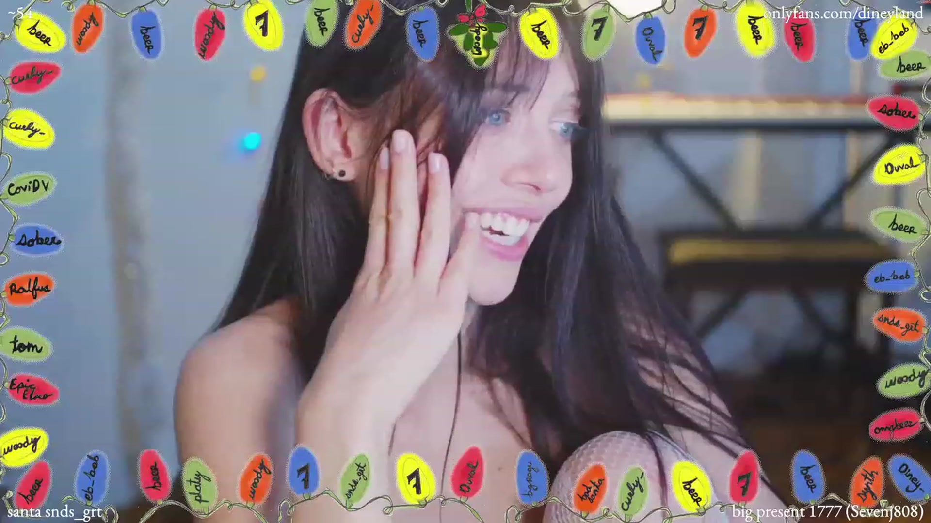 Gallery image thumbnail from diney_'s myfreecams stream on, 12/30/2022, 08:51 image 20 of 20
